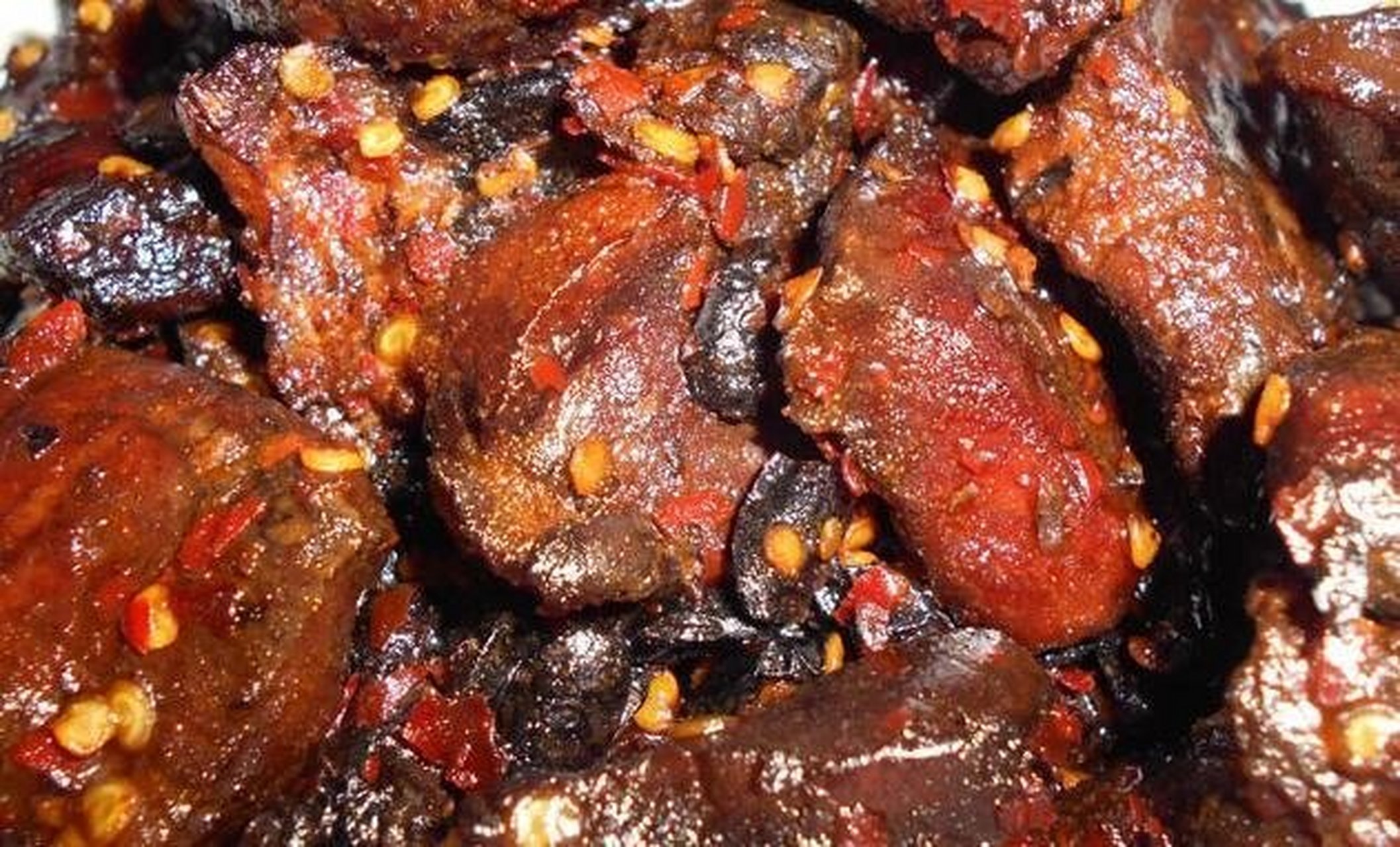 永州特色美食——道州扎肉 道州扎肉是一道以猪肉为主要原料的菜品