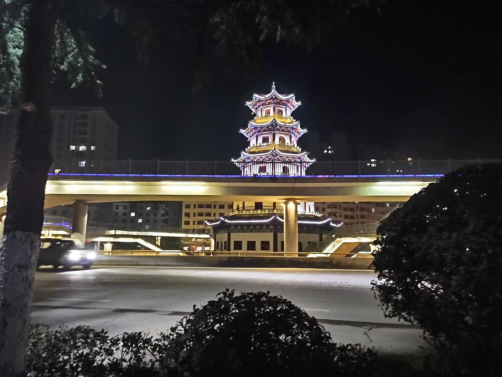 商洛头条 洛南八卦桥夜景