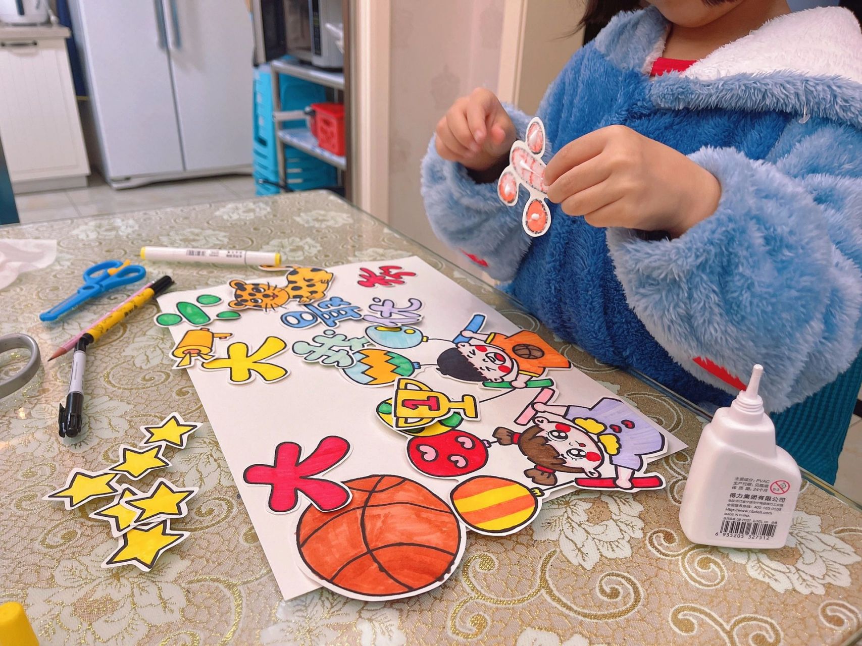 运动会加油牌     幼儿园要举行篮球比赛啦90 给小朋友做一个加油牌