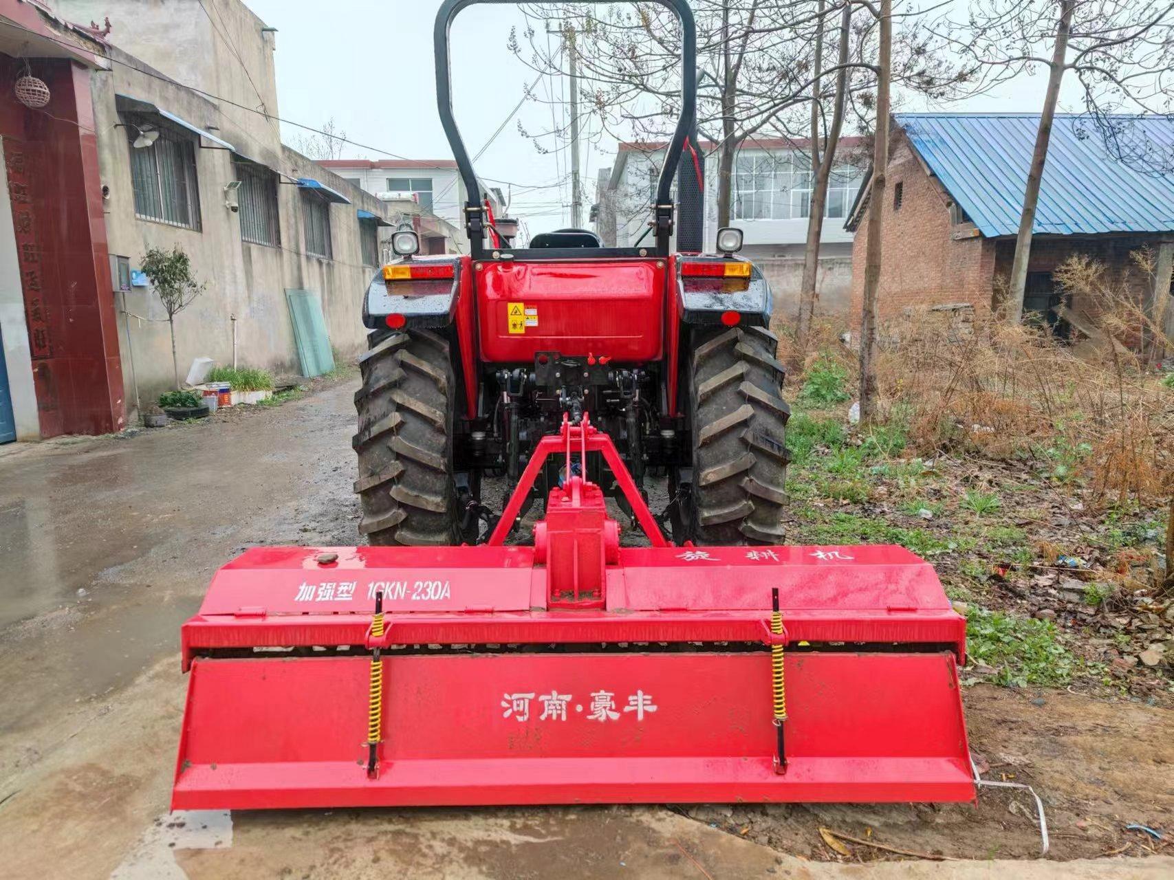 本人3月15日在山东济宁购买了一辆东方红1200拖拉机,外观9.