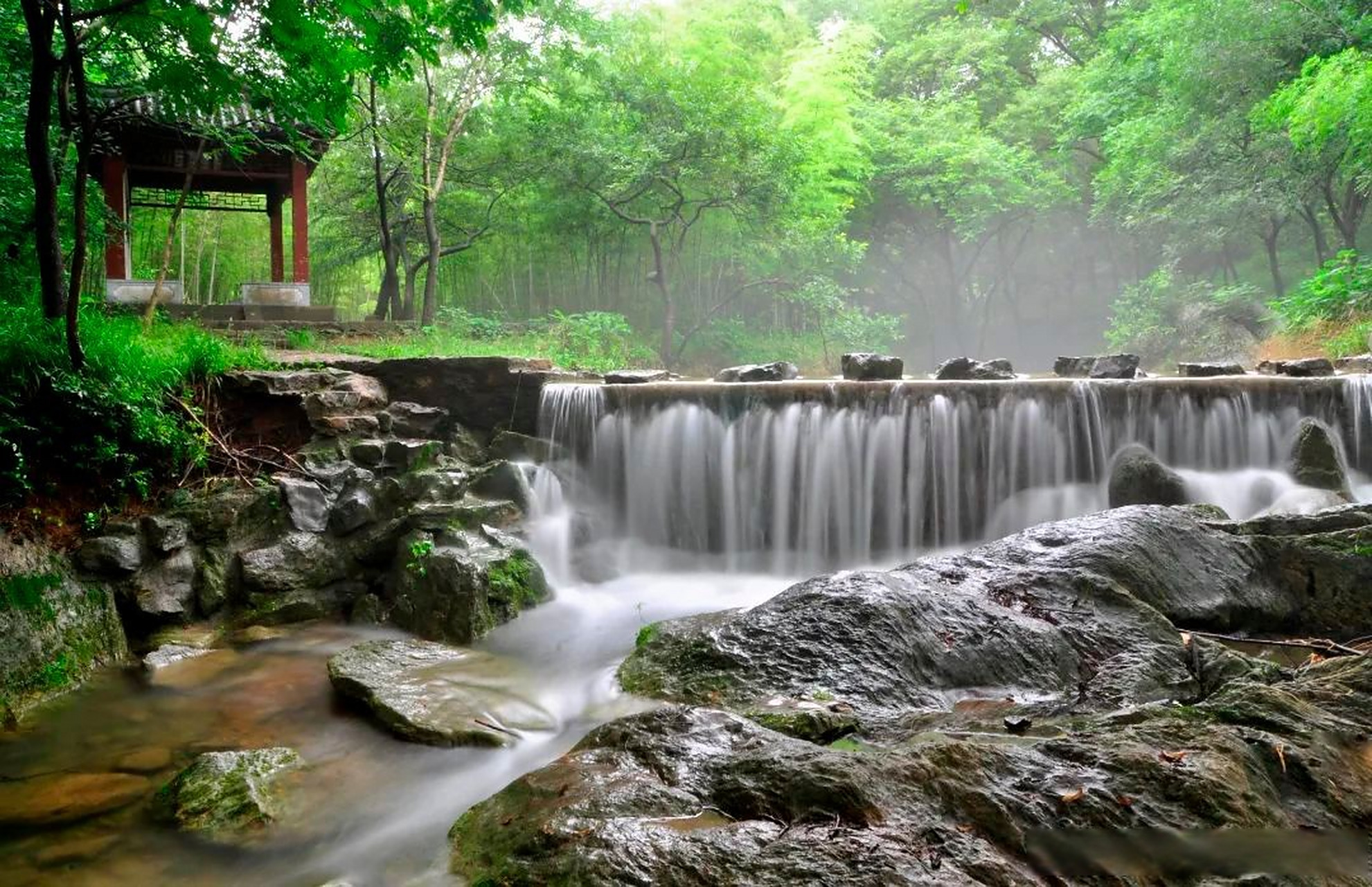 晚安# #醉美滁州#  信步山间,层林尽染 纵情山水,纵情自然 清澈的