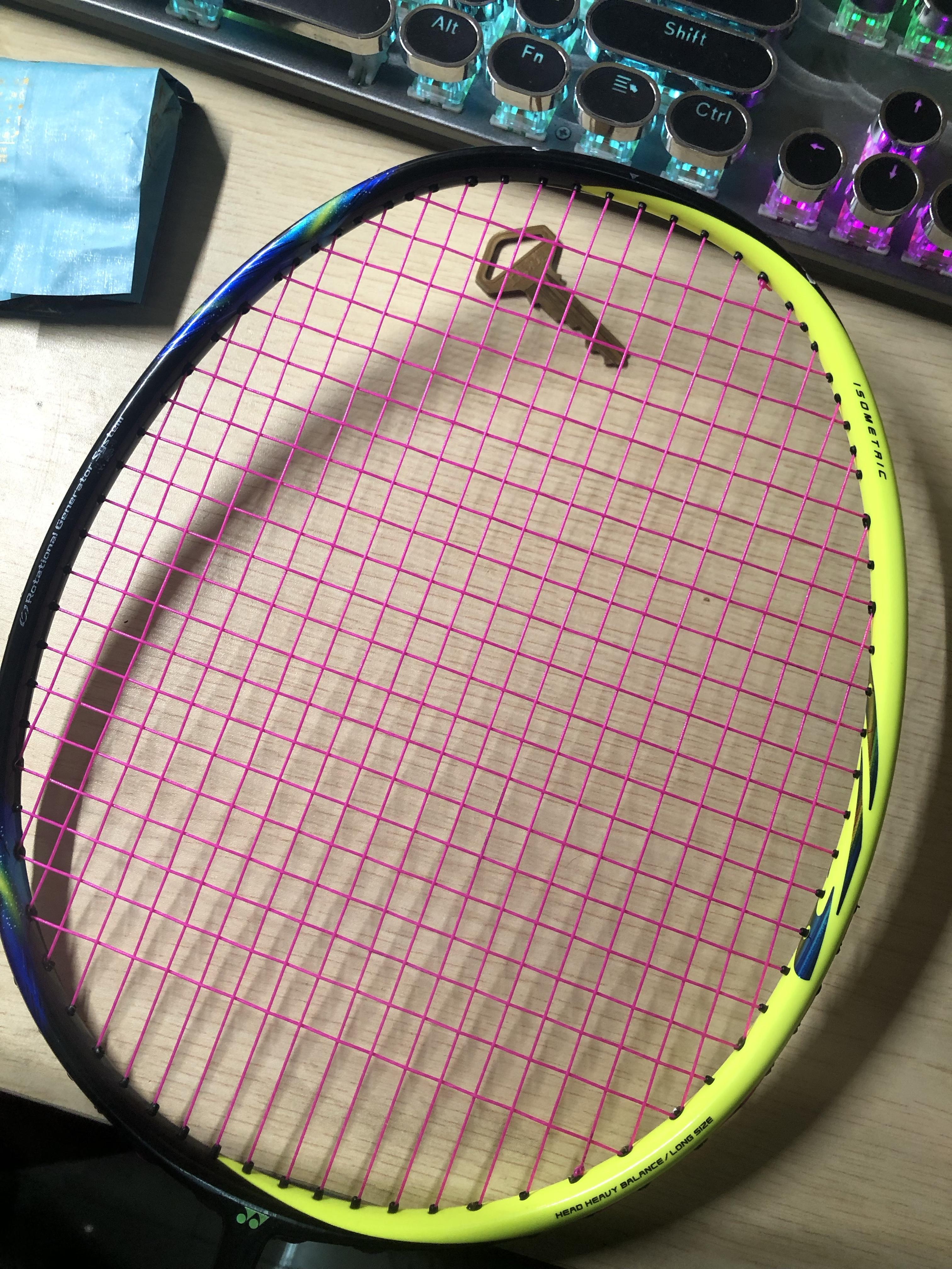 羽毛球拍24磅打到什么程度可以拉26