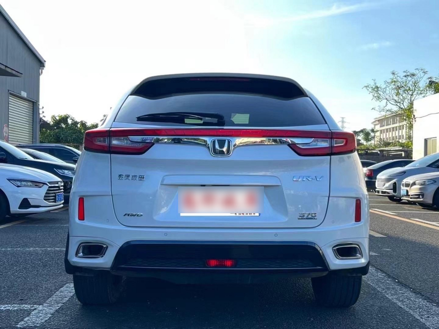 18年上牌本田urv370四驱尊耀版 指导价32.