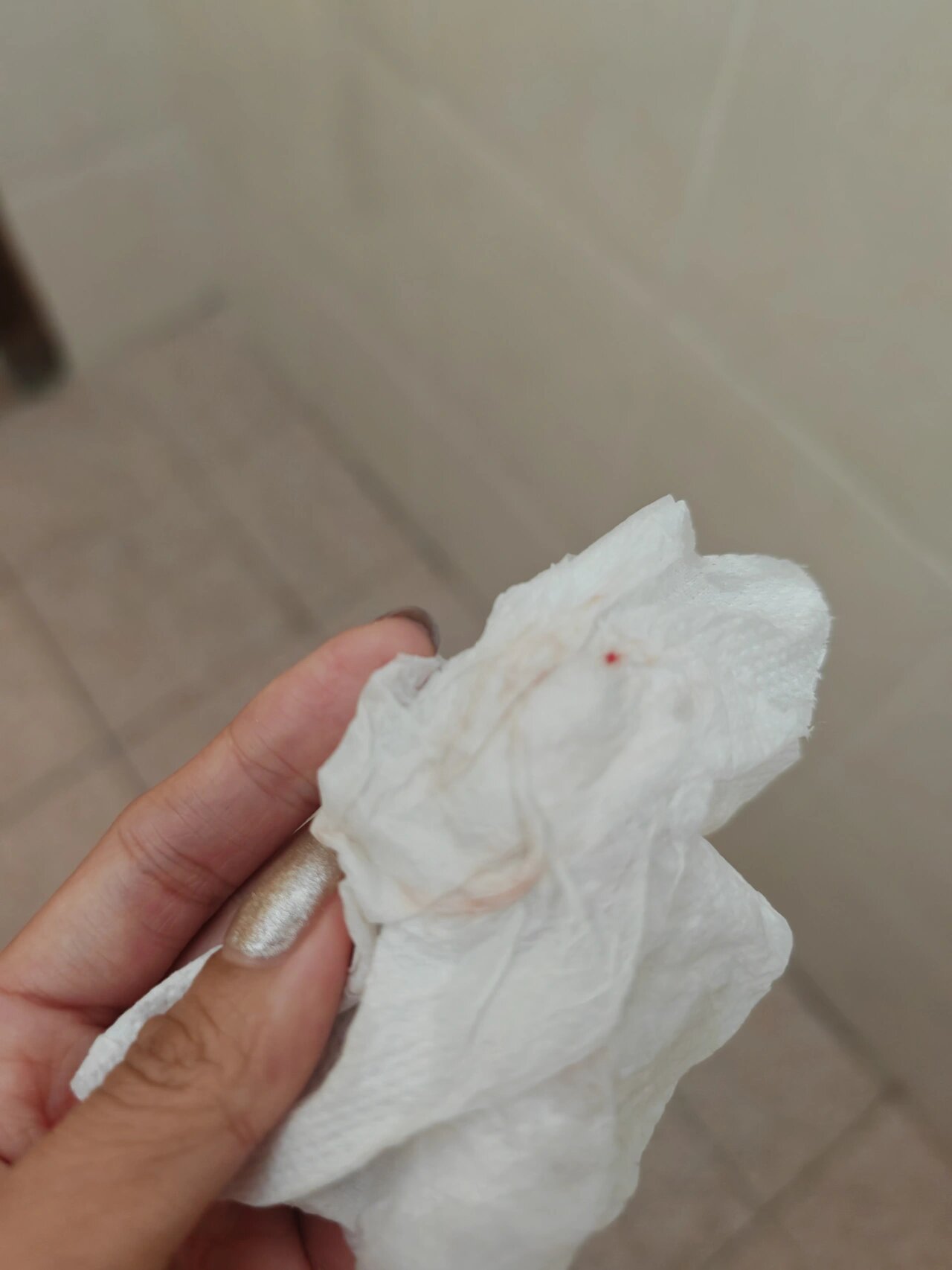 分泌物带点血,是着床吗?