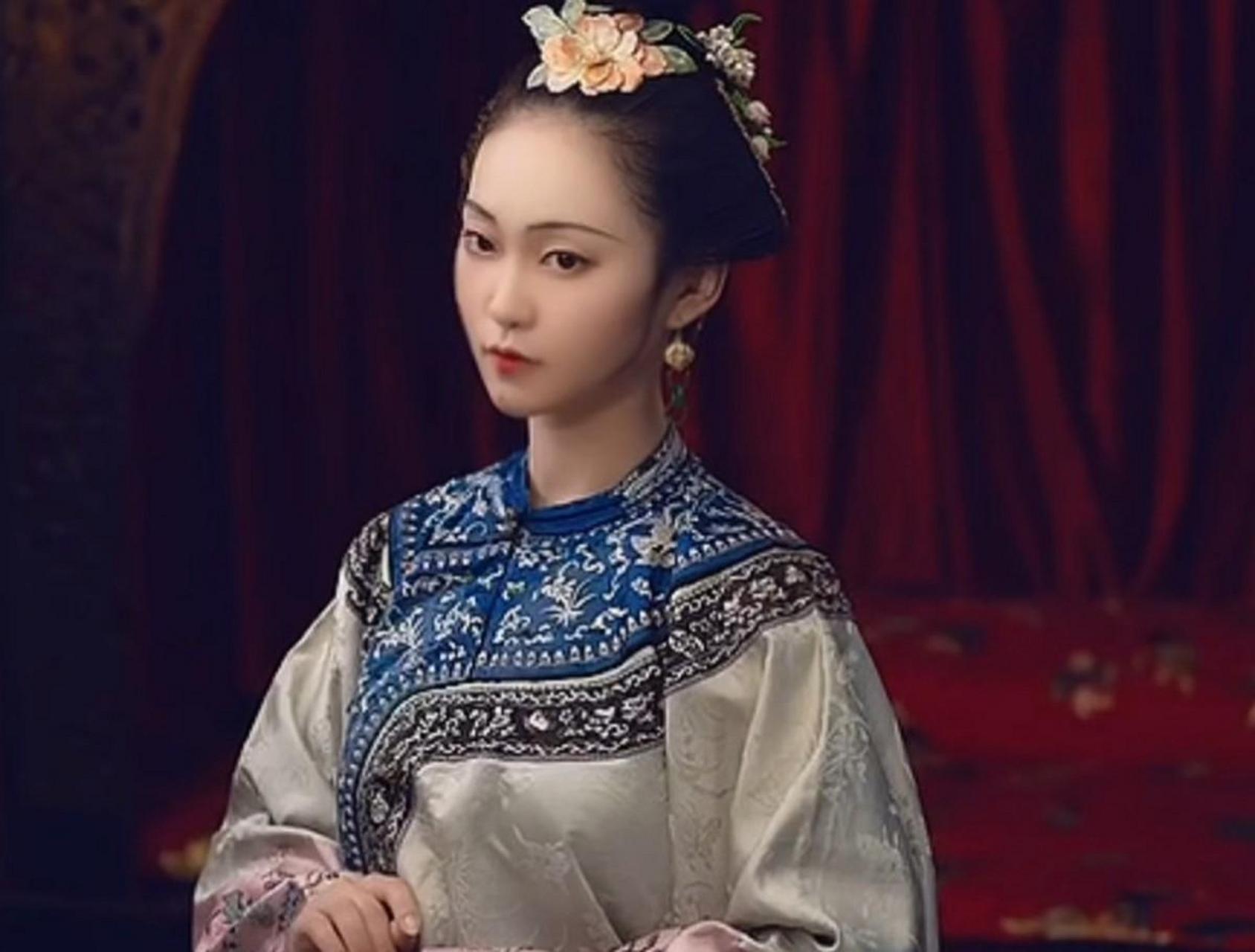 因为席佩兰为人低调,名气不大,反而被孙原湘嫌弃…… 席佩兰,祖父为