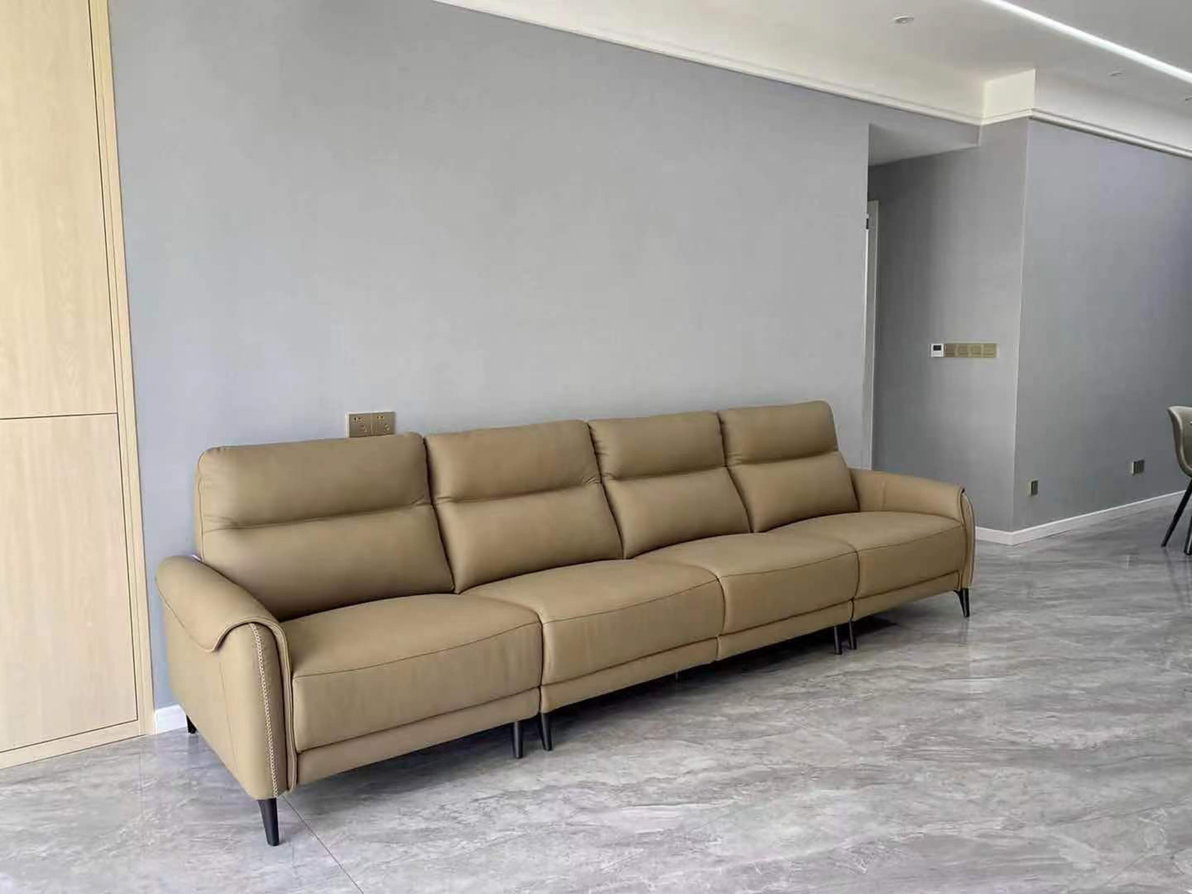 琪辉功能皮沙发,广东佛山,工厂直营店 琪辉真皮沙发配原木风格也非常