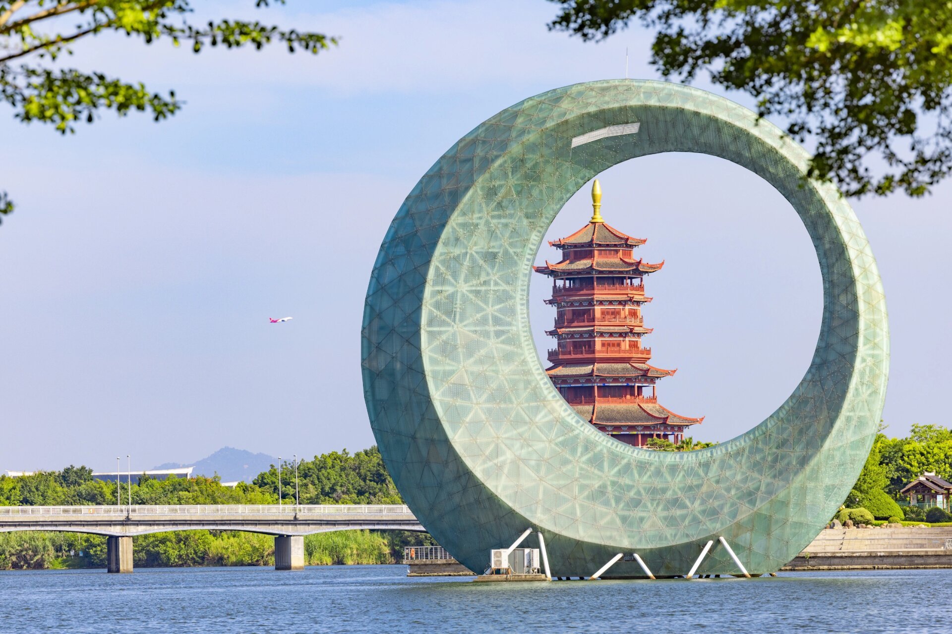 园博苑|月光环 地址:集美杏林湾绿道公园(圆月广场)