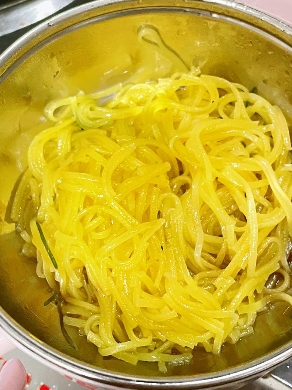 一袋只有100卡的玉米粉丝,无需开火噢 超级无敌巨方便的玉米粉丝 春天