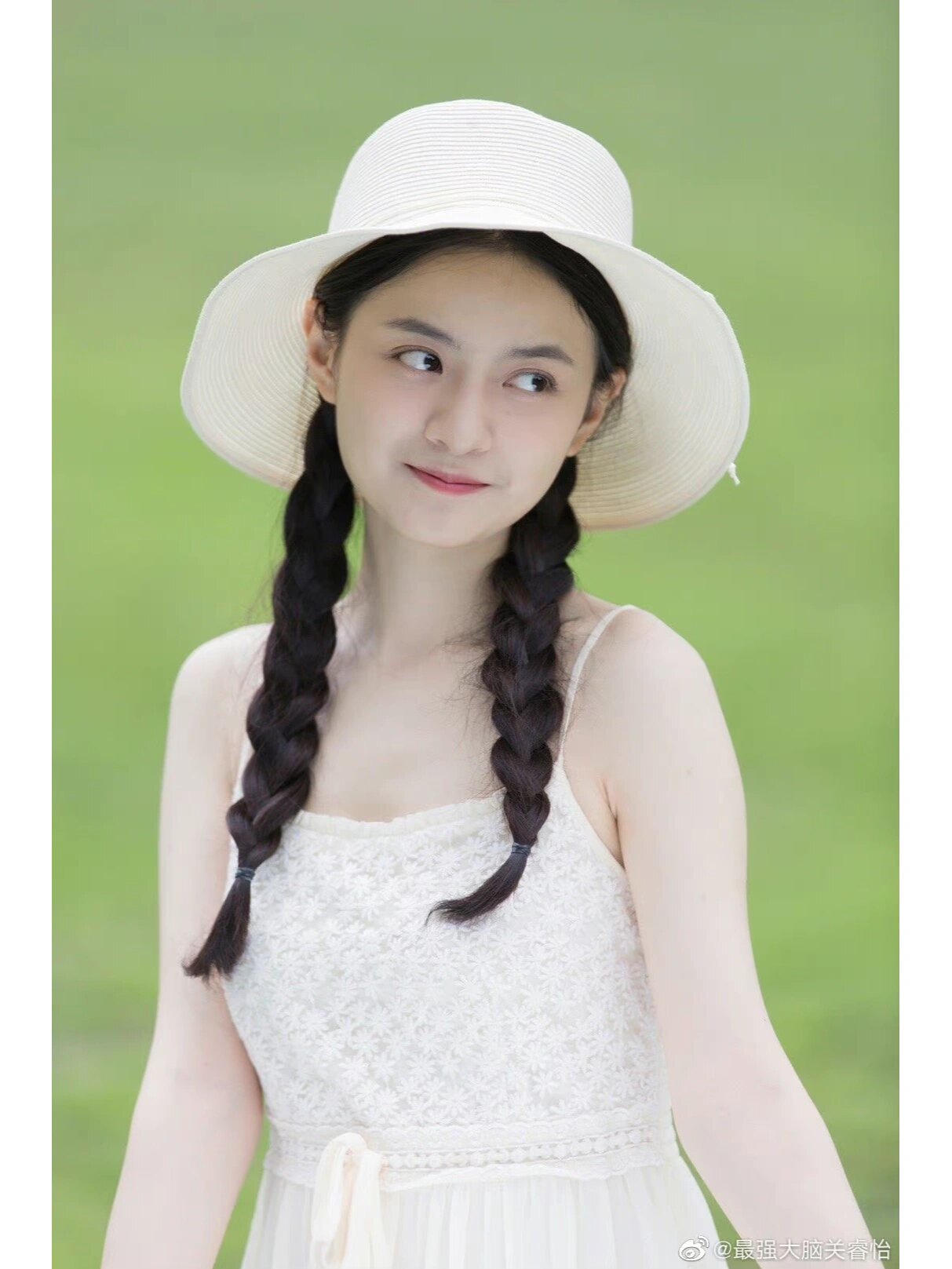 最强大脑关睿怡 限定版的美丽关关,大家记得关注关关的小红书号啊