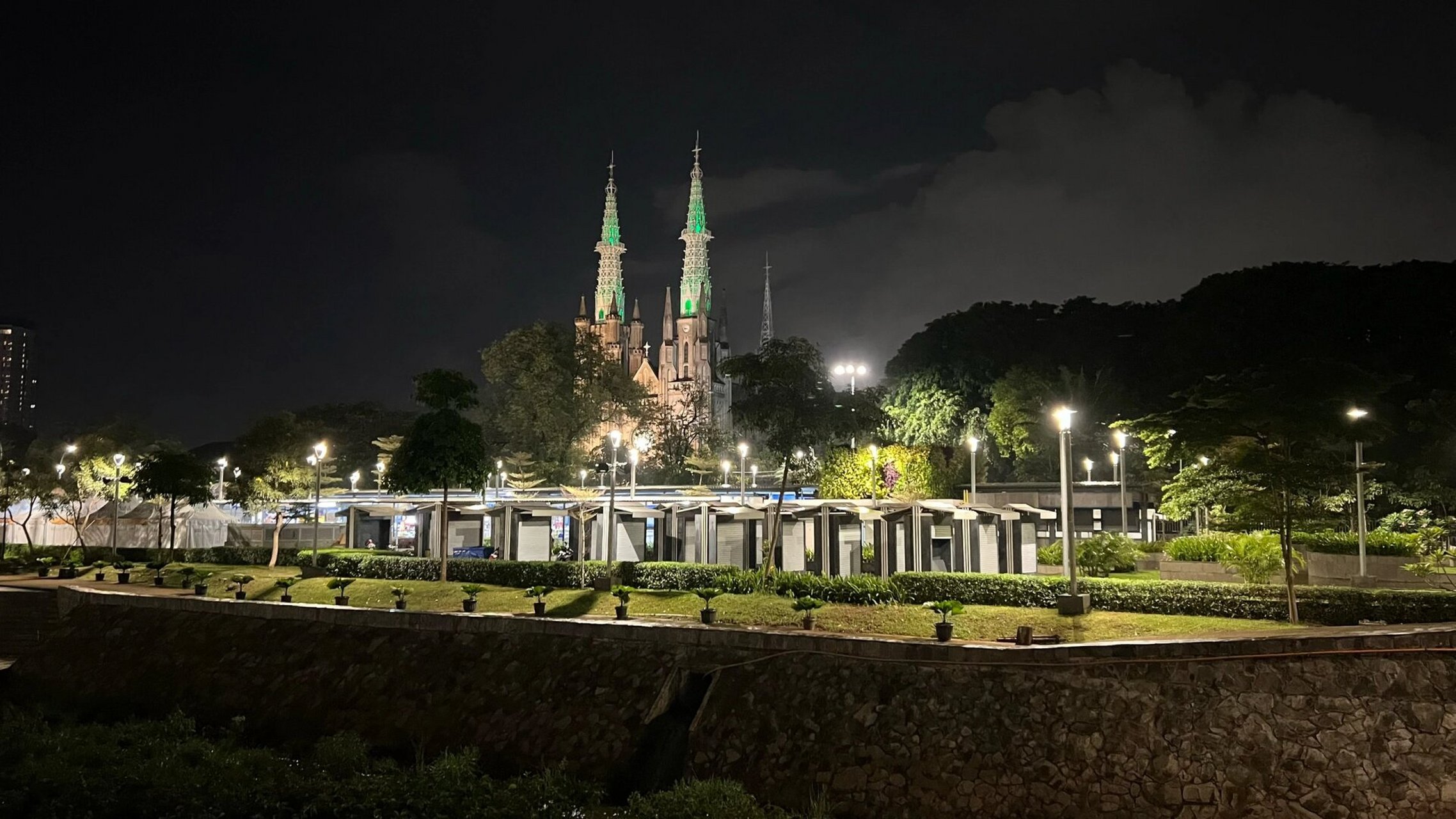 雅加达夜景图片