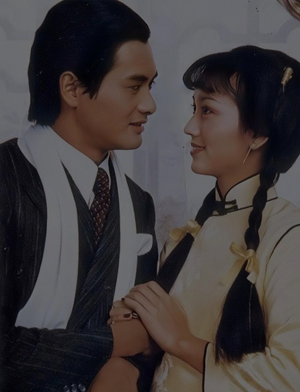 《上海滩》我最爱这版 #上海滩# #周润发# #赵雅芝# #剧照