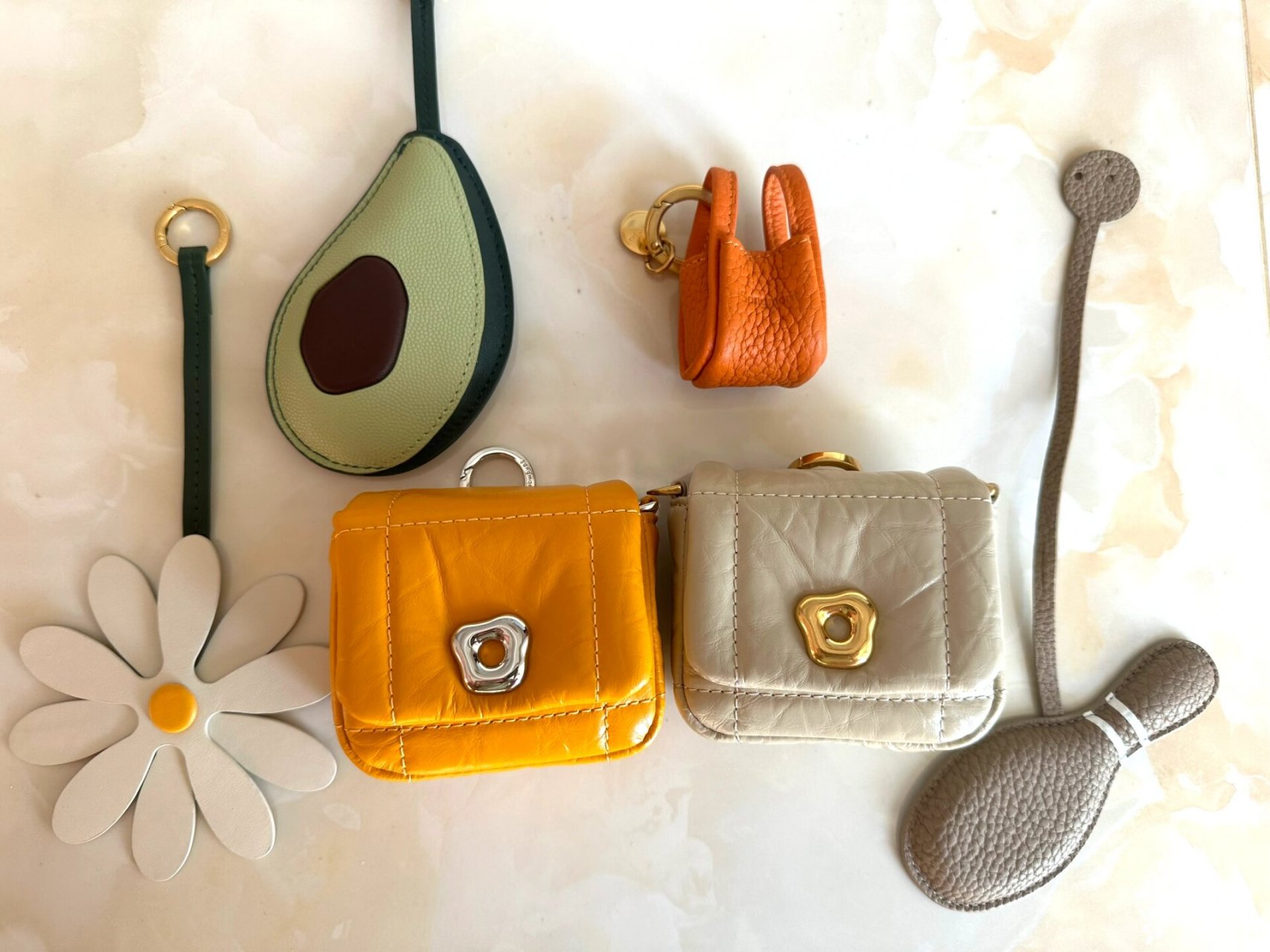 崧songmont包 从购买的第一崧包开始,逐渐了解这个品牌,就开始爱上了