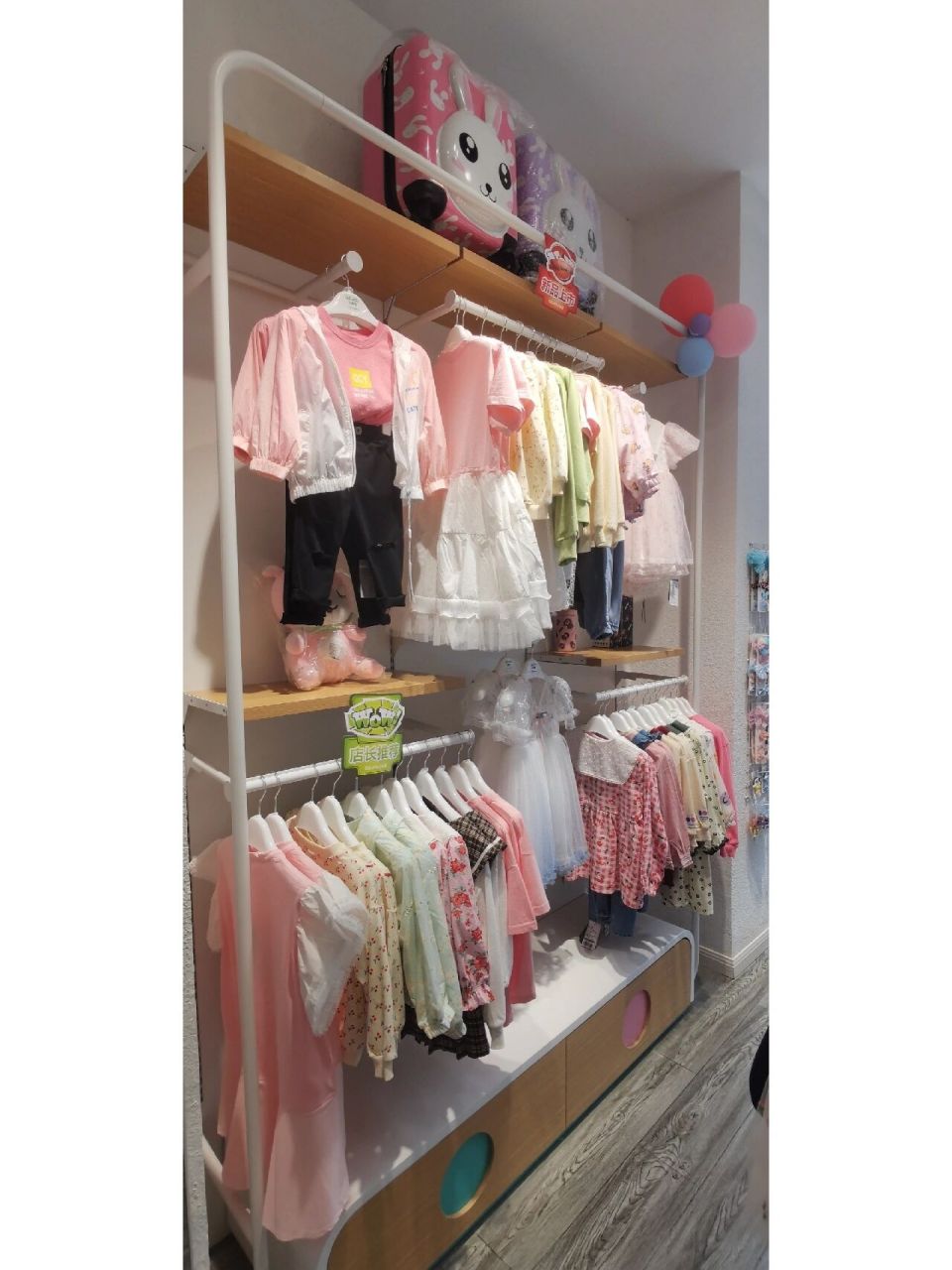 七彩芽生态童装 但凡能入眼的都不便宜,便宜的都入不了眼