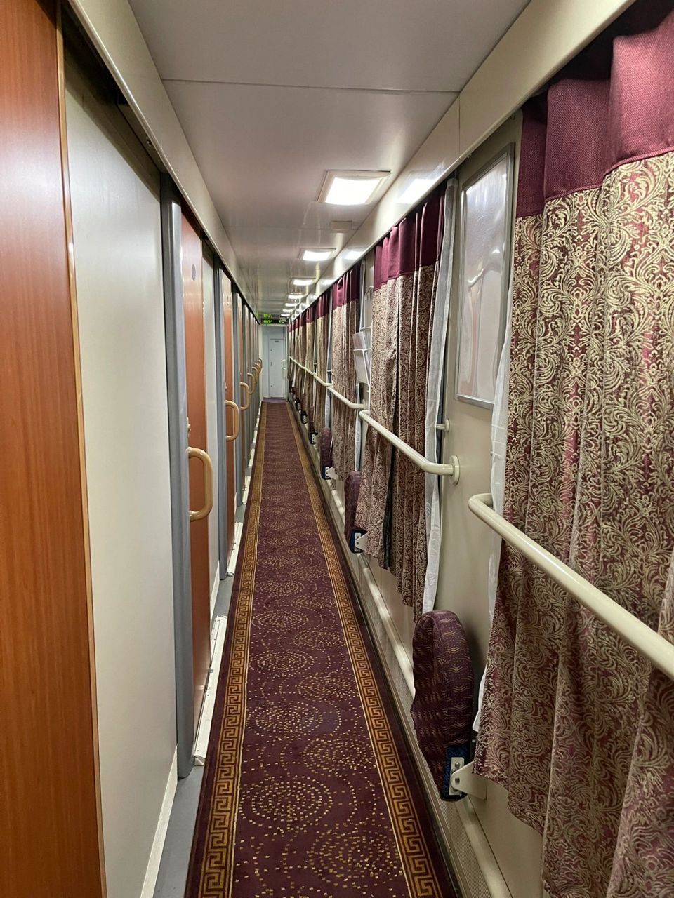 z37/8次王牌·全路配置顶级软卧 武汉铁路局的王牌绿皮车,已经持续10