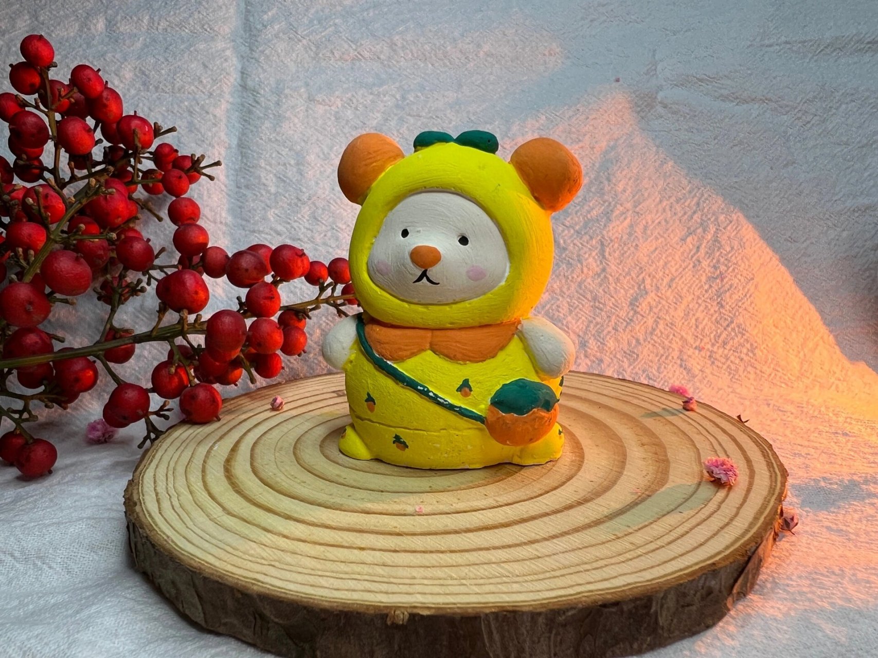 石膏娃娃熊涂色 这两天迷上了石膏小熊,真的太治愈了 临摹的这批颜色