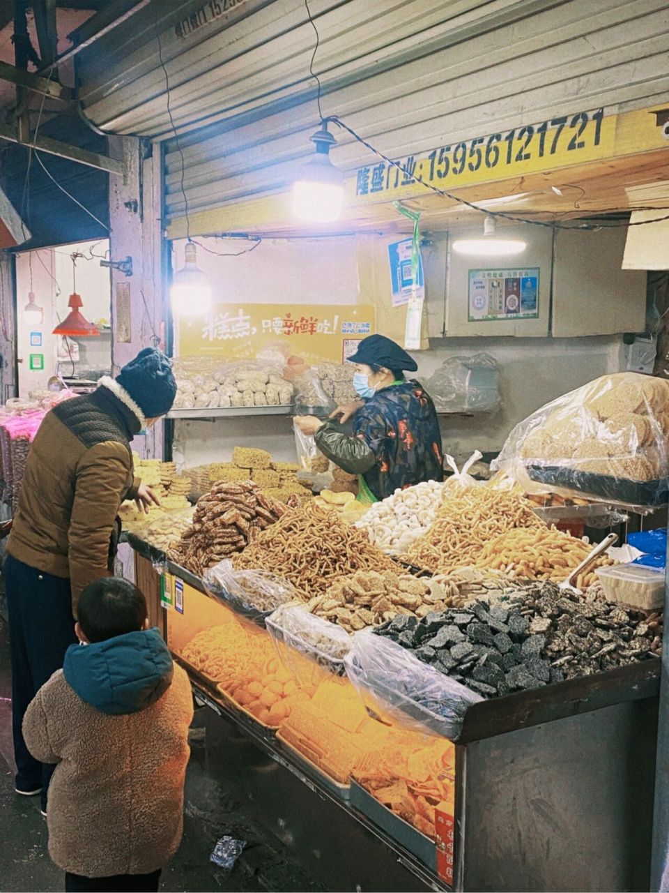 淮北友谊巷|逛吃 豆腐脑 肉夹馍 冰豆浆 狼牙土豆 羊肉卷膜 藕粉 好撑
