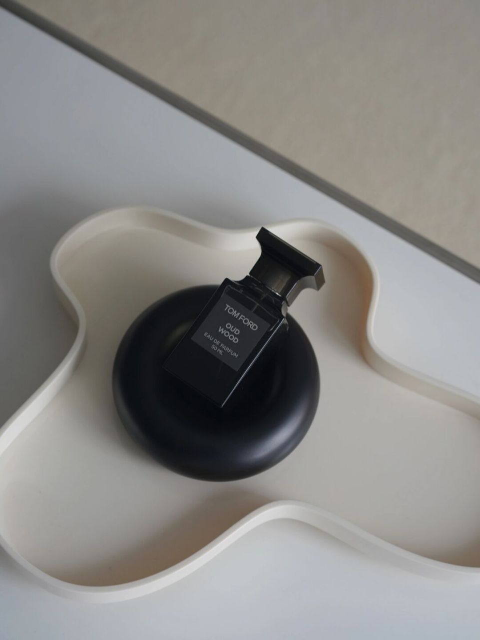 你喜欢的味道藏着你想成为的人 tom ford 这支珍华乌木是我最喜欢的