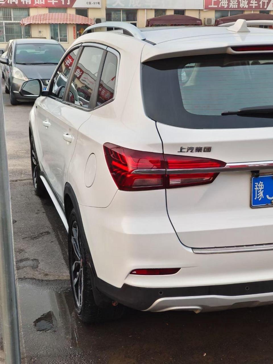 新到店,2017年荣威荣威rx5,手动挡最高配,全景大天窗,多功能方向盘