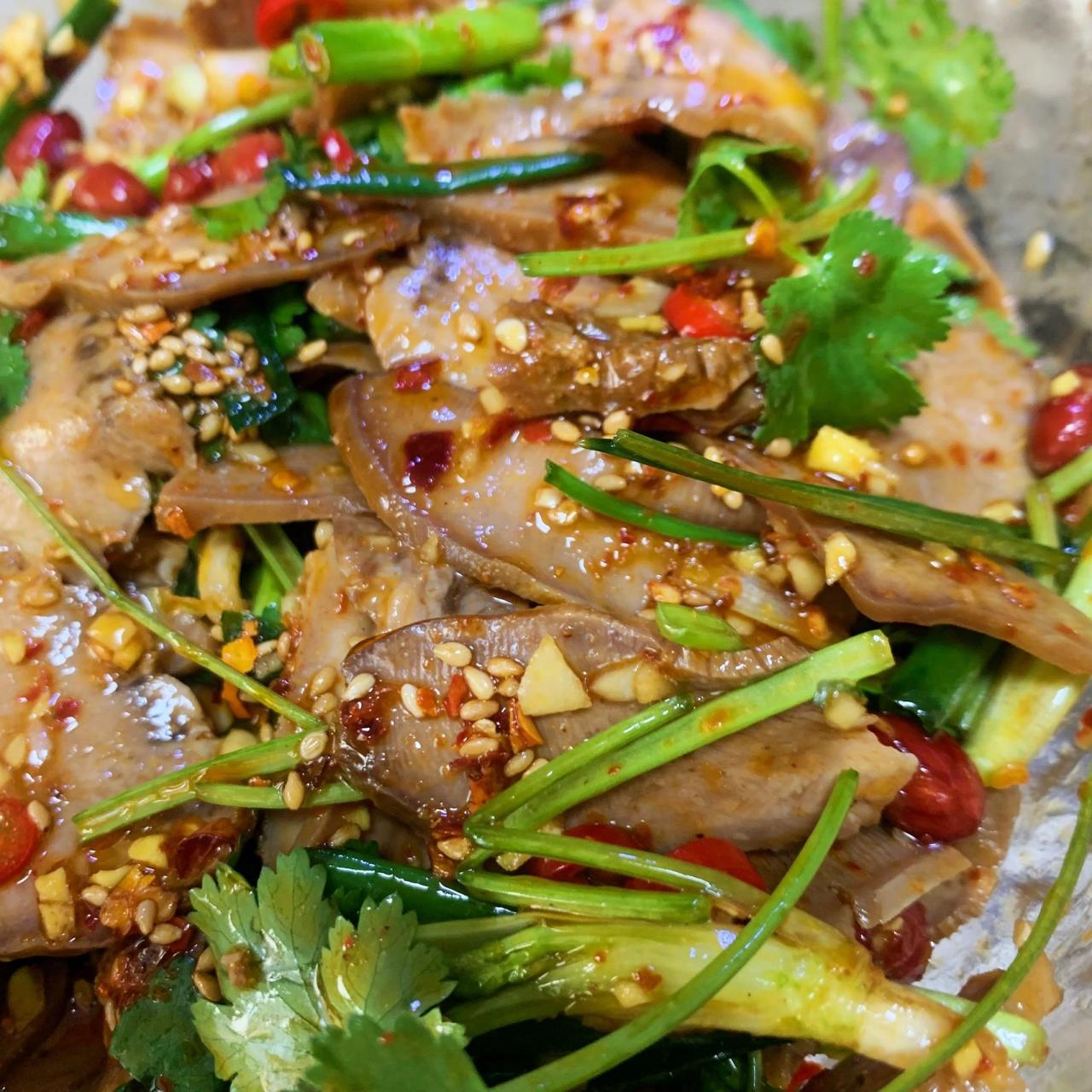 我妈远程教我做的——凉拌猪舌,好吃哭了!