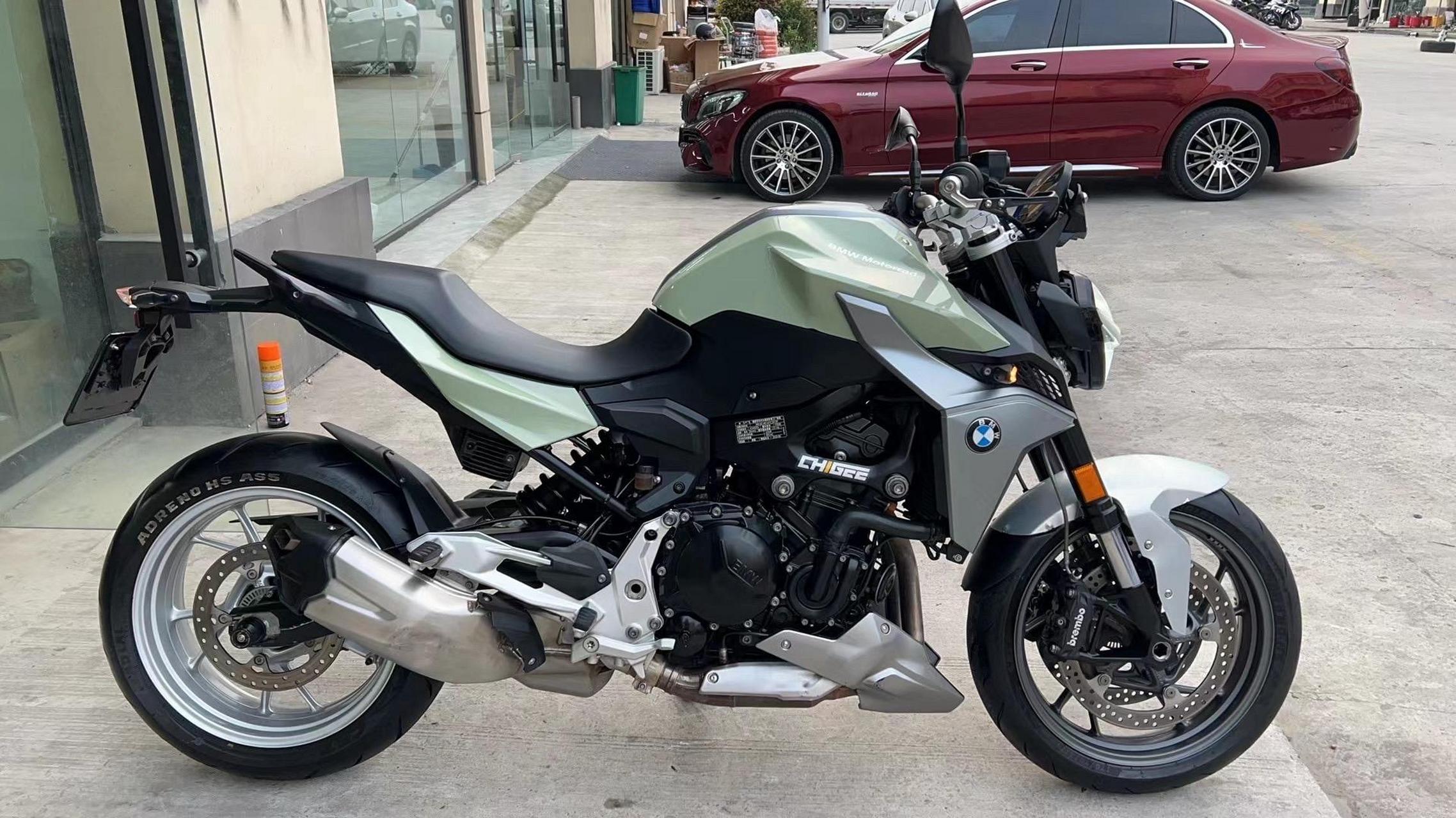 2021款宝马f900r 旅行版最高配 新车上路13万 现整车状态非常好 细节