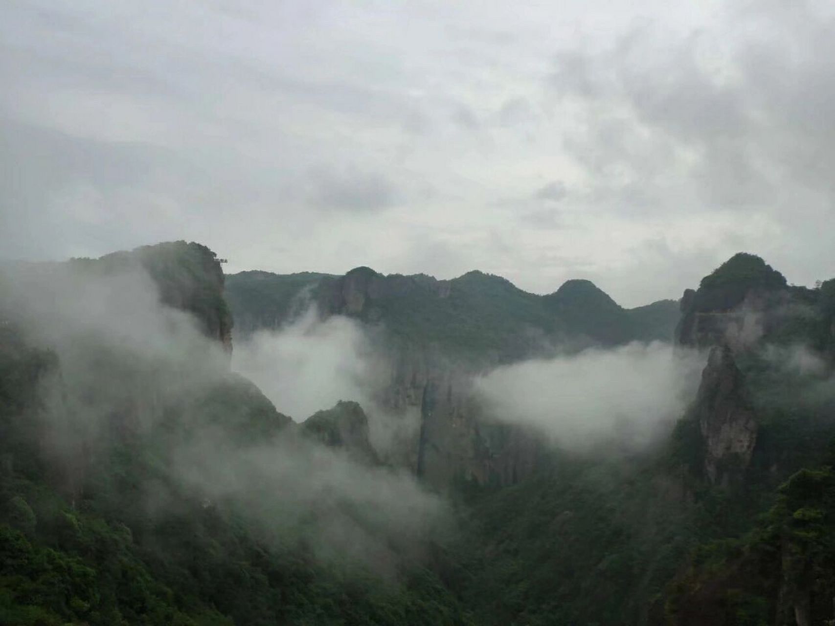 浙江台州仙居「神仙居」-超适合阴雨天去der 每年的五六月份,江浙地区