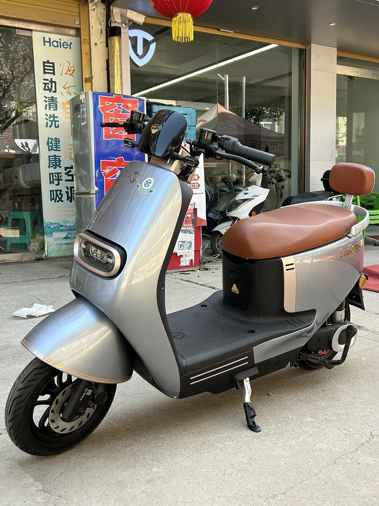 台铃电动车云动力系统实现低能耗和高效率,从而达到长续航的目的!