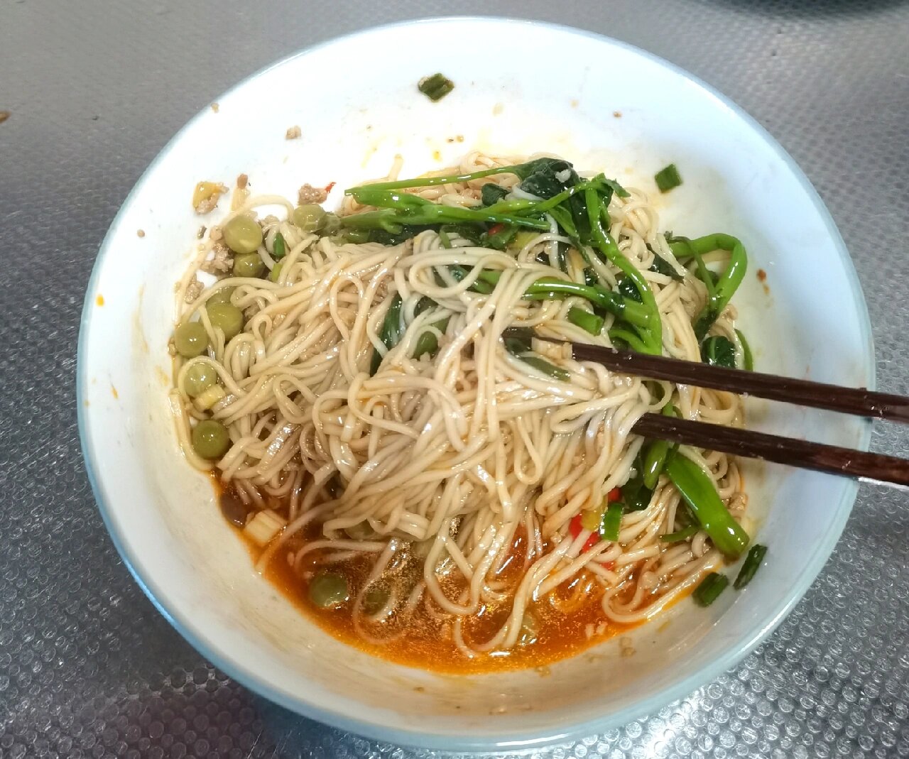 家常豌豆小面 家常豌豆小面 它不是豌杂面!
