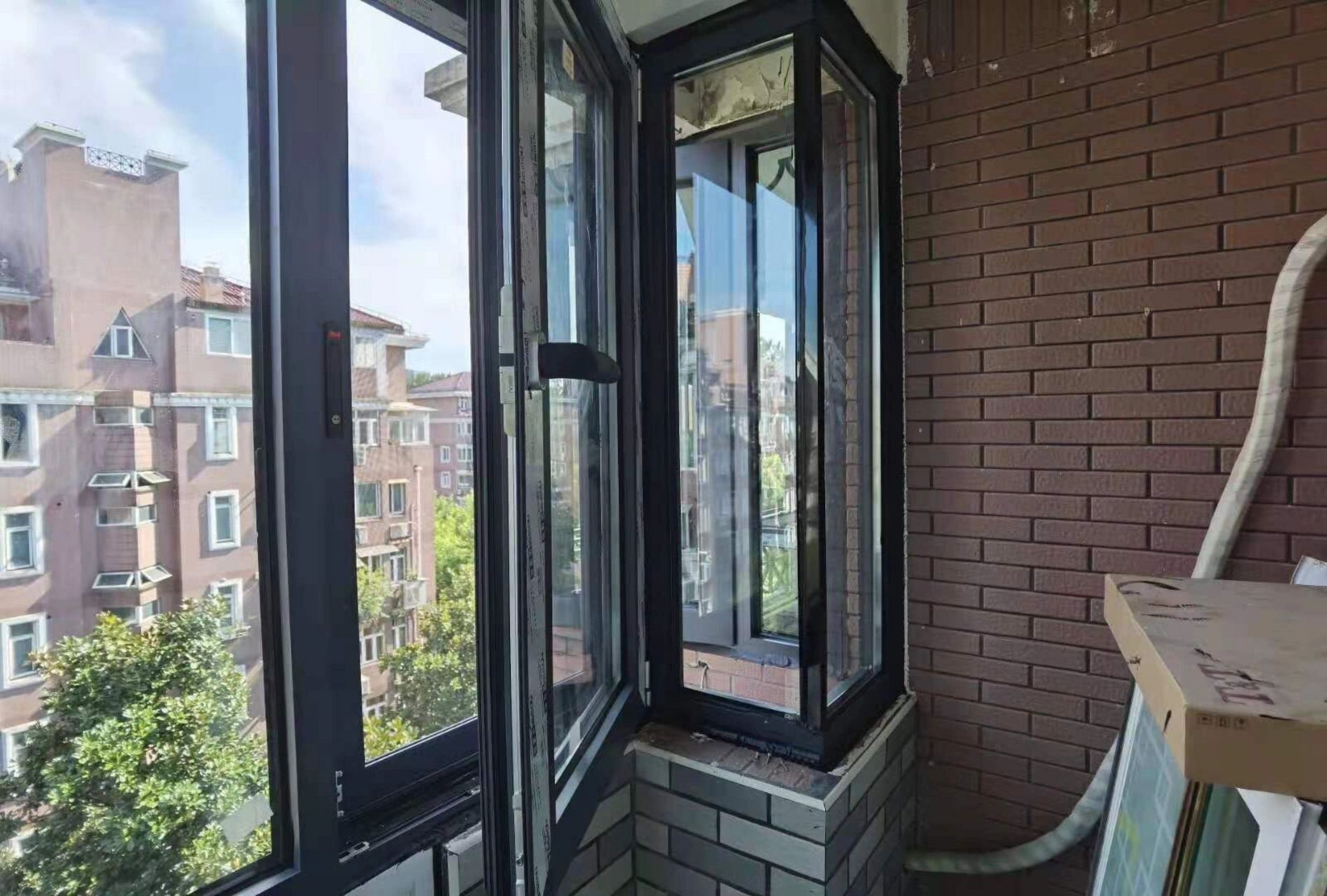 窗户已经装好,强烈推荐诺维斯门窗,赞 选择窗户的时候,这么多是很苦恼