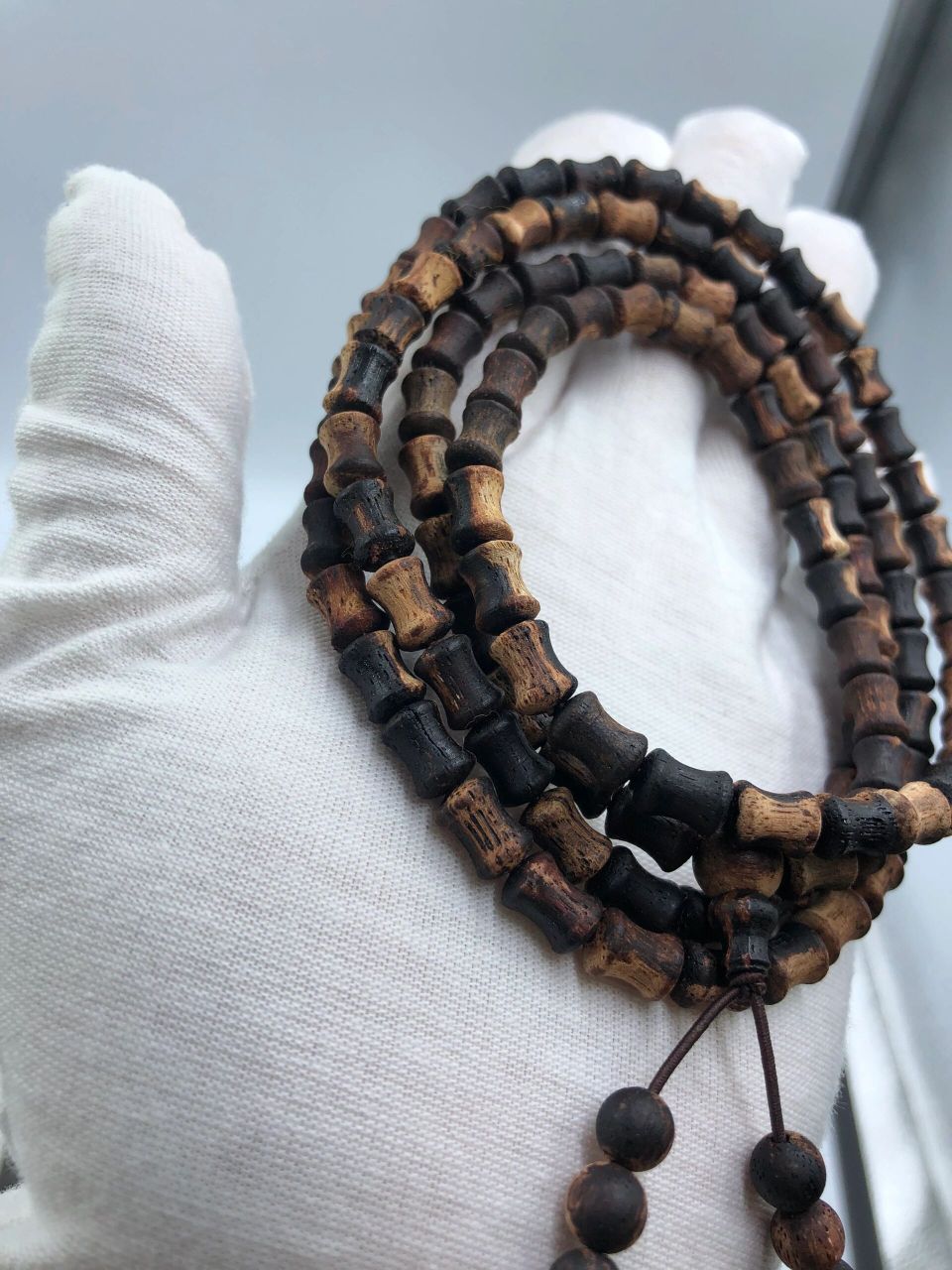 降真香最近几年的价格一直稳高不低,很多朋友都表示买过假的降真 .