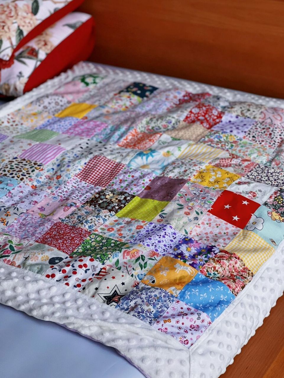 外婆亲手缝制百家被|纳百家之福05平安长大 姥姥亲手做的百家被吖