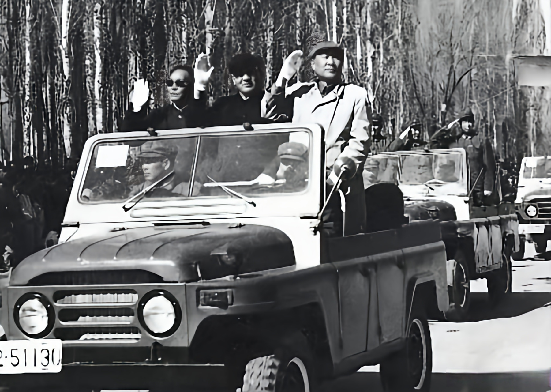 1954年新疆军区生产建设兵团成立,中央赋予历史使命"劳武结合,屯垦