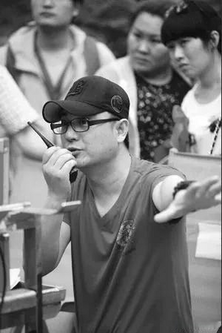 我们盐城射阳的大导演,臧溪川,原名臧启武,1976年2月出生于江苏省盐城