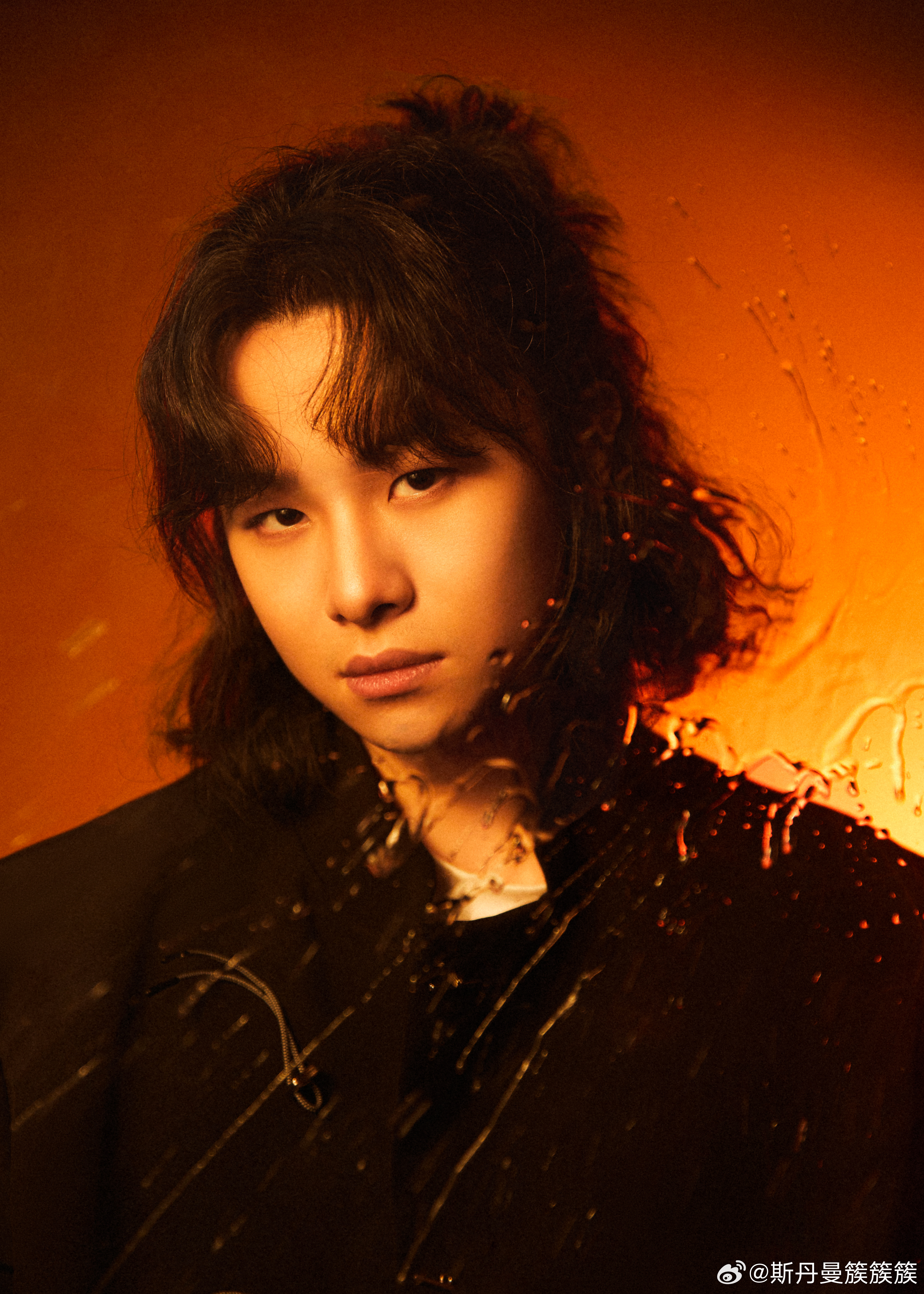 首场演唱会的最后一位嘉宾就是: