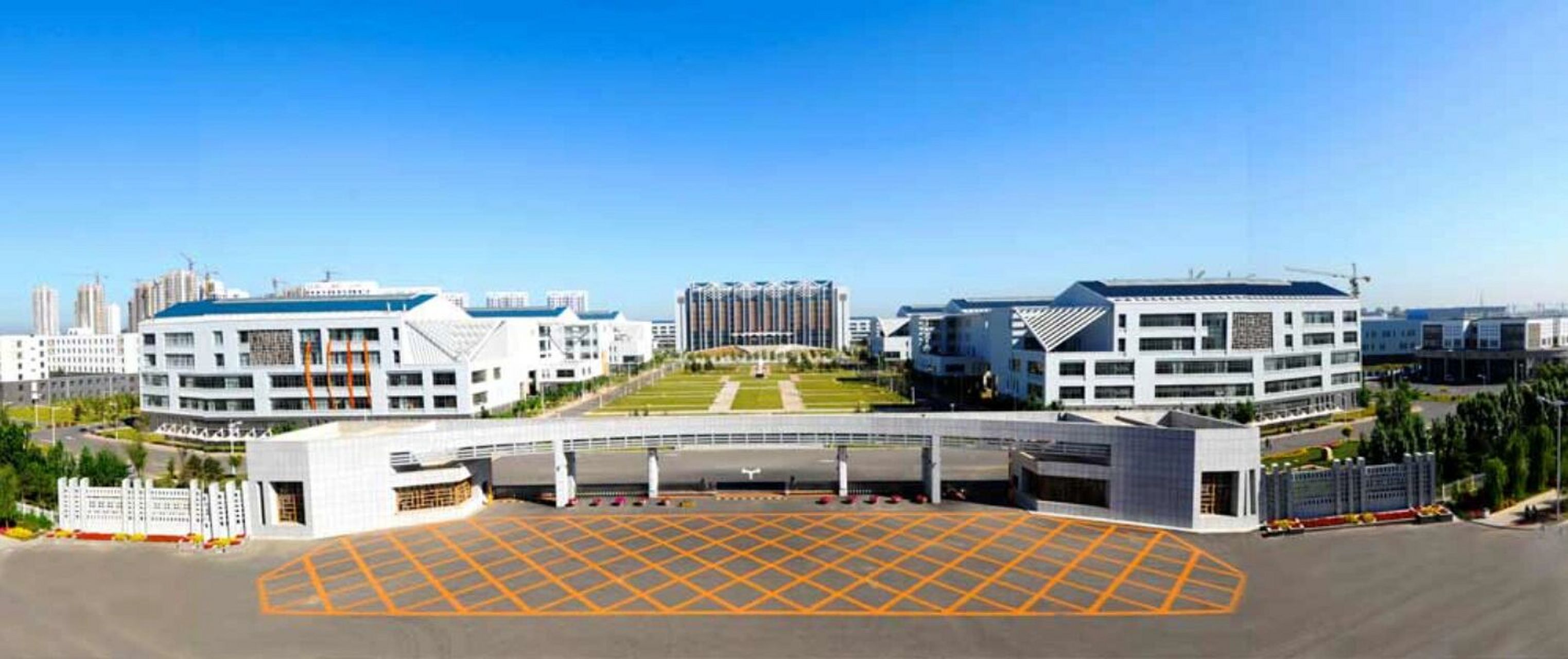 铁岭师范高等专科学校93 铁岭师范高等专科学校位于辽宁省铁岭市新