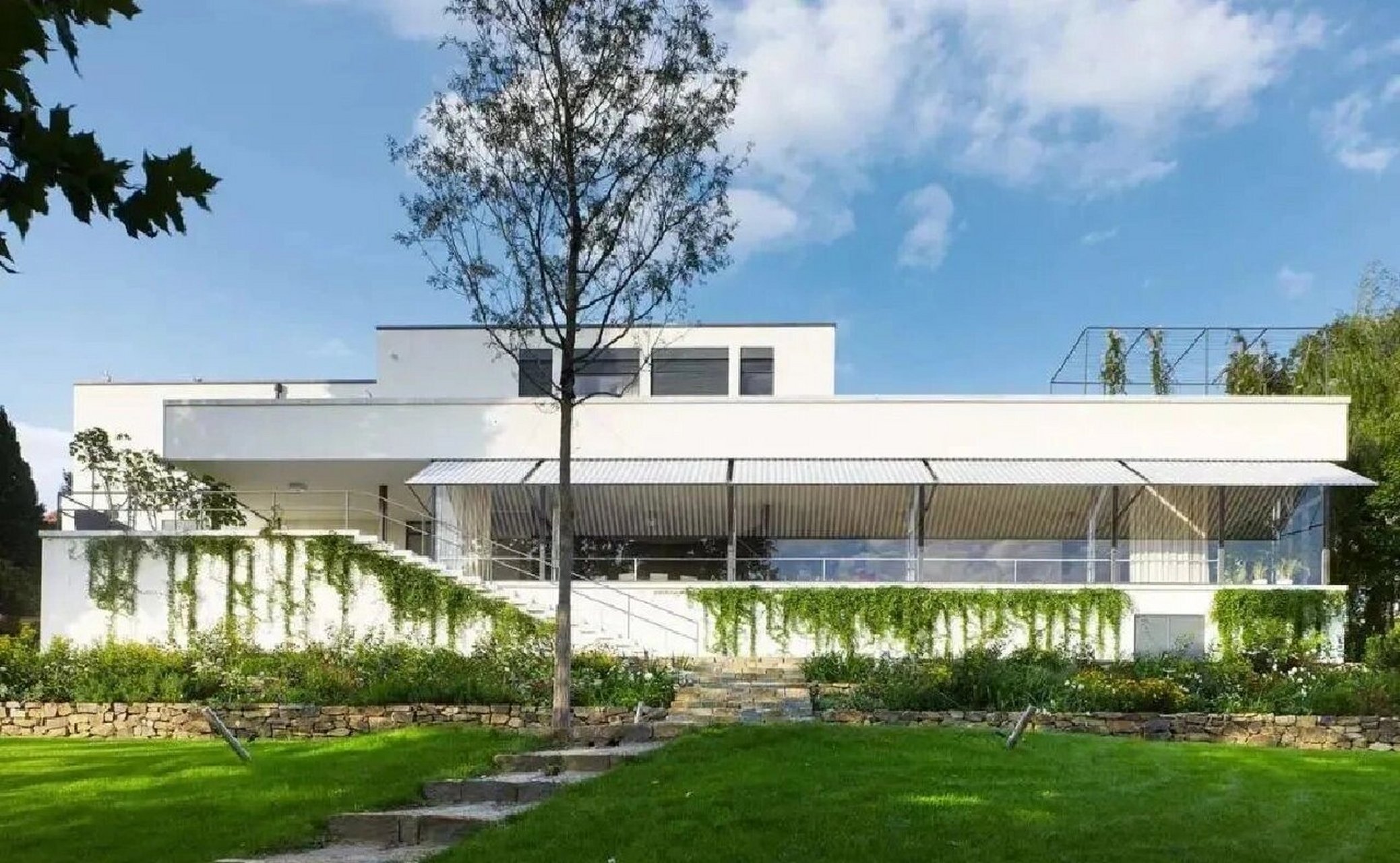 案例分享|02图根哈特别墅 项目地点:捷克 布尔诺 项目时间:1930年