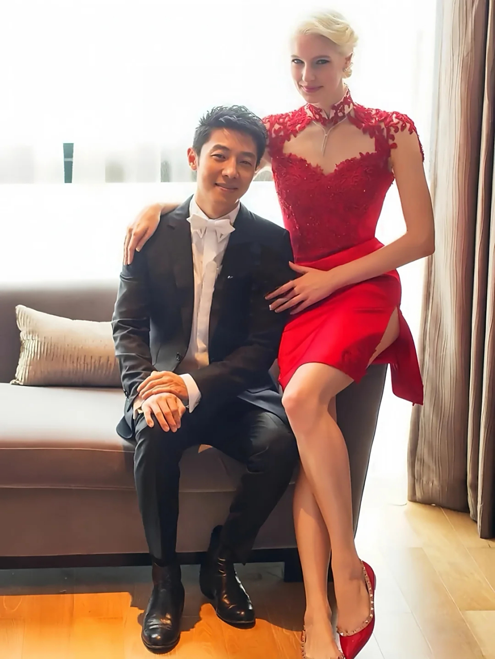 我还选李白 可能很多人都不知道撒贝宁的外国妻子李白(lisa)不仅是