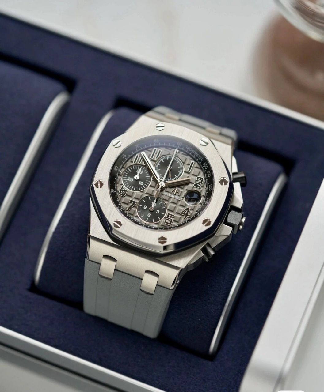 ap皇家橡树离岸 水泥灰26470st 18年全套     爱彼皇家橡树离岸型系列