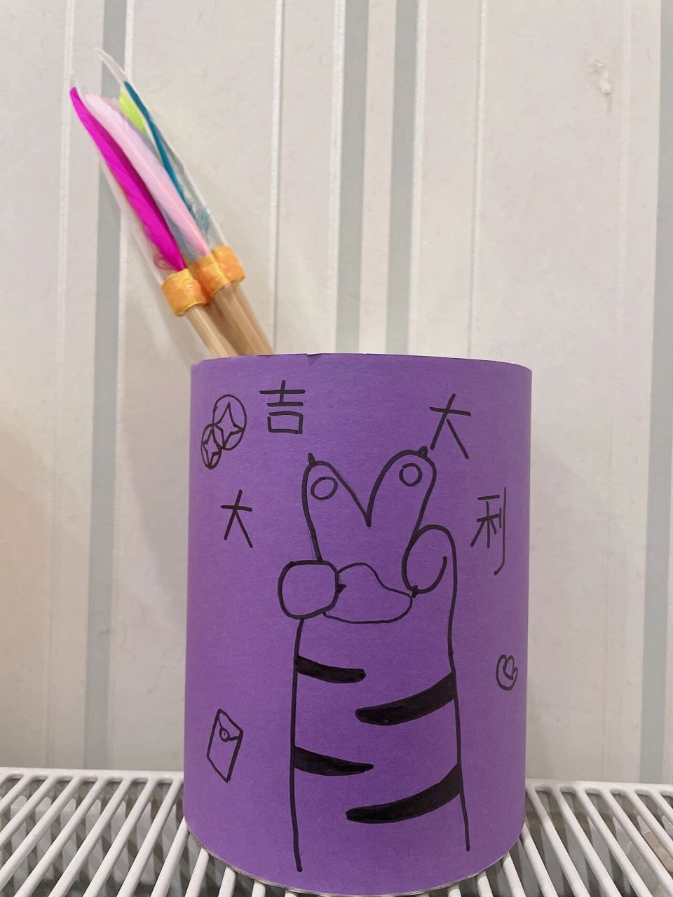 虎年 投壶游戏自制 幼儿园交作业啦 马上要元旦了,幼儿园要举行新年