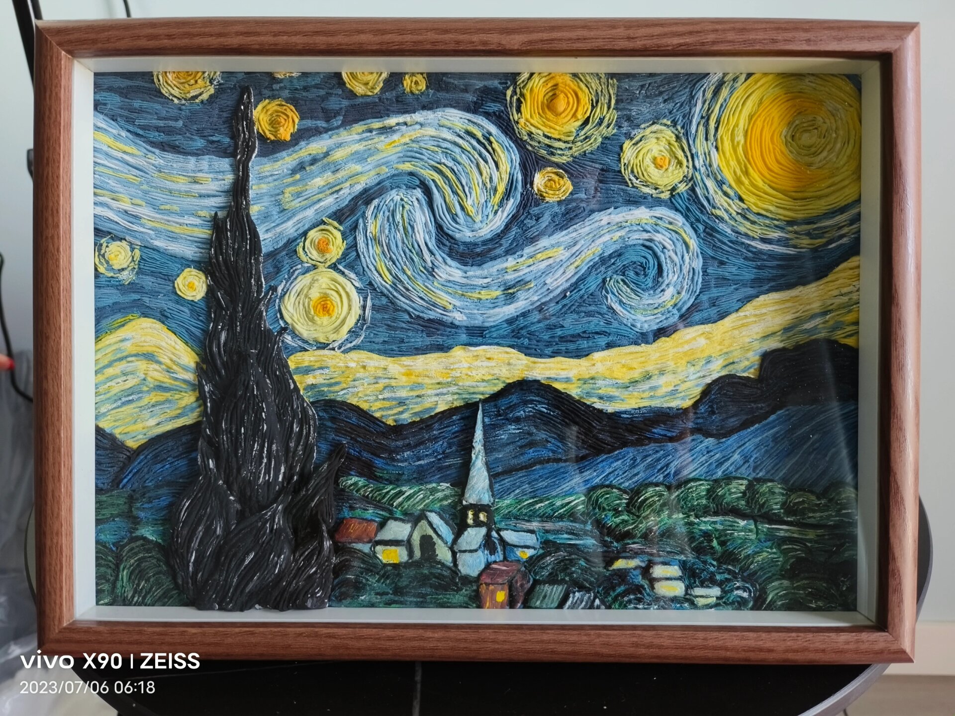 超轻粘土版星月夜 肝了几天终于做完了第一幅超轻粘土画