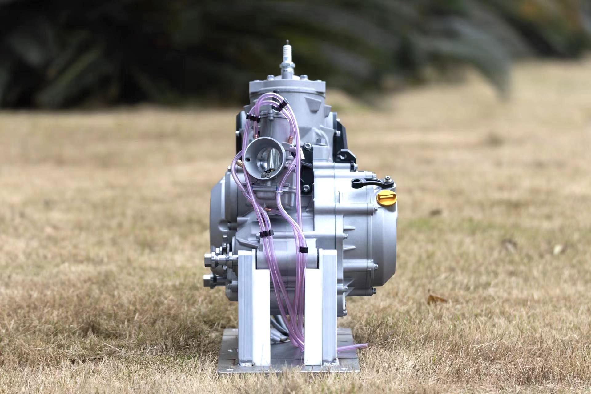 国产三浦300cc二冲程发动机