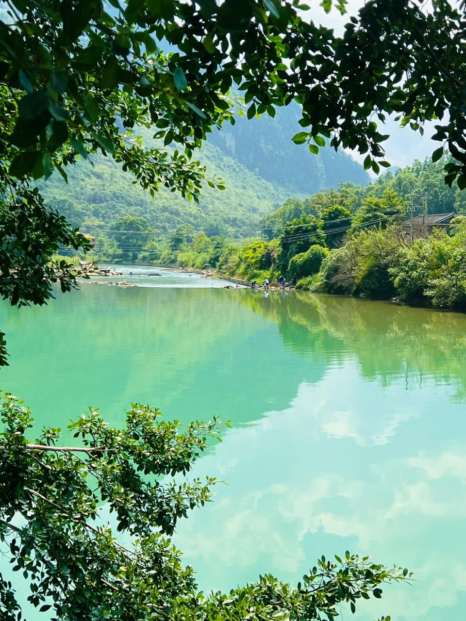 5小时到,村子不大,游人也不多慢慢逛看风景,很惬意.