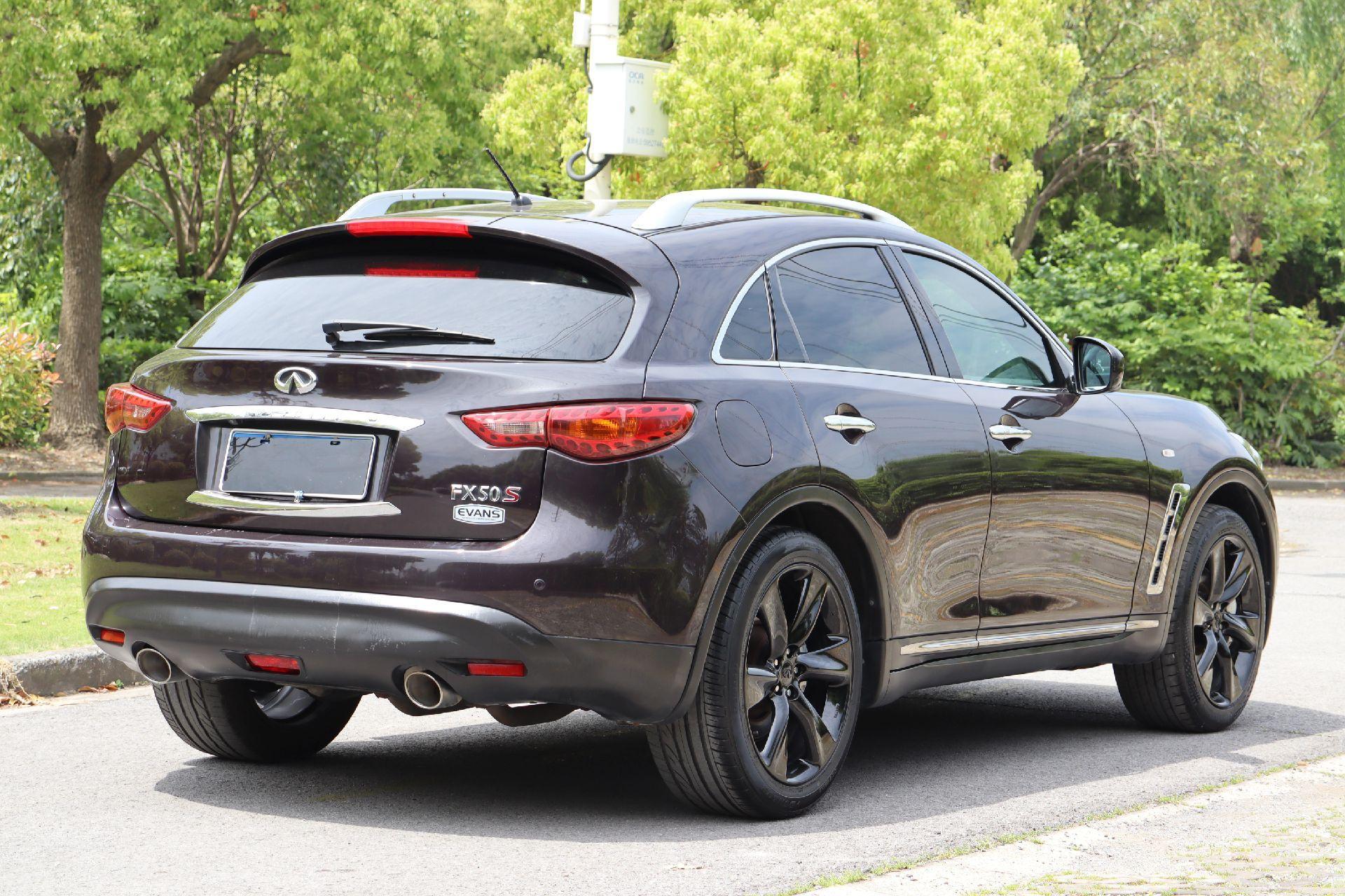 稀有车型   英菲尼迪fx50s 2013年上牌 5.