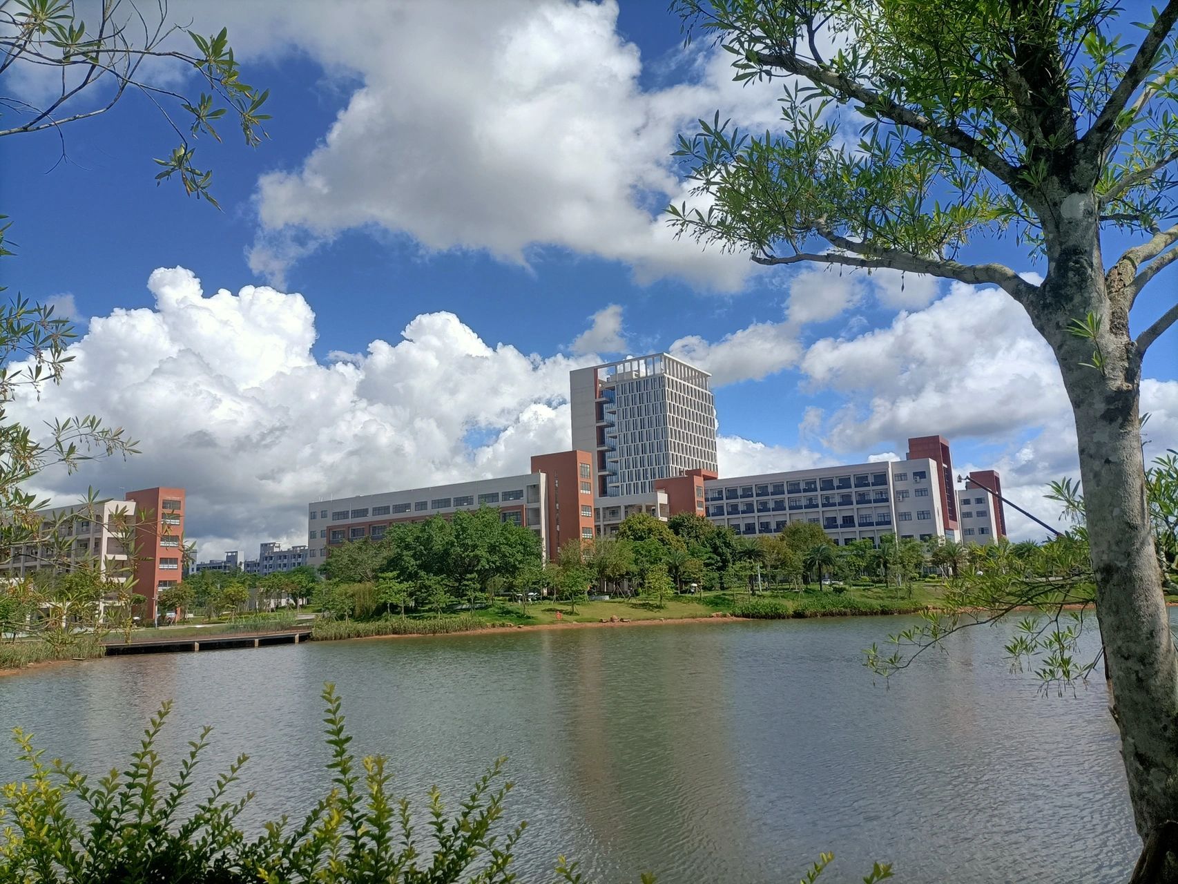 你们要的广东海洋大学阳江校区来啦 欢迎加入广东海洋大学阳江校区的