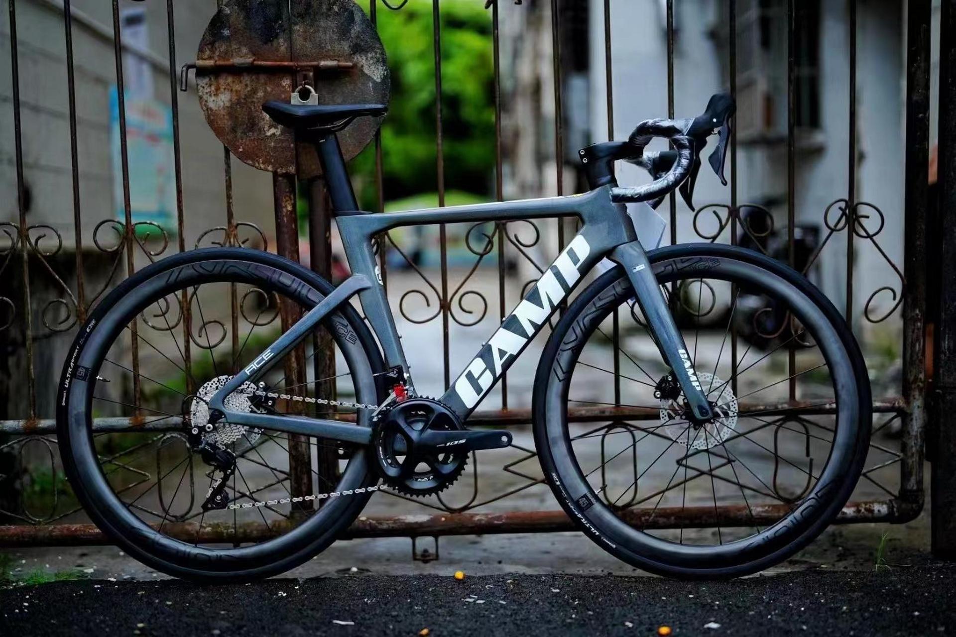 ace7000pro 2024款   700c*24速油碟版 全内走线碳纤维公路自行车