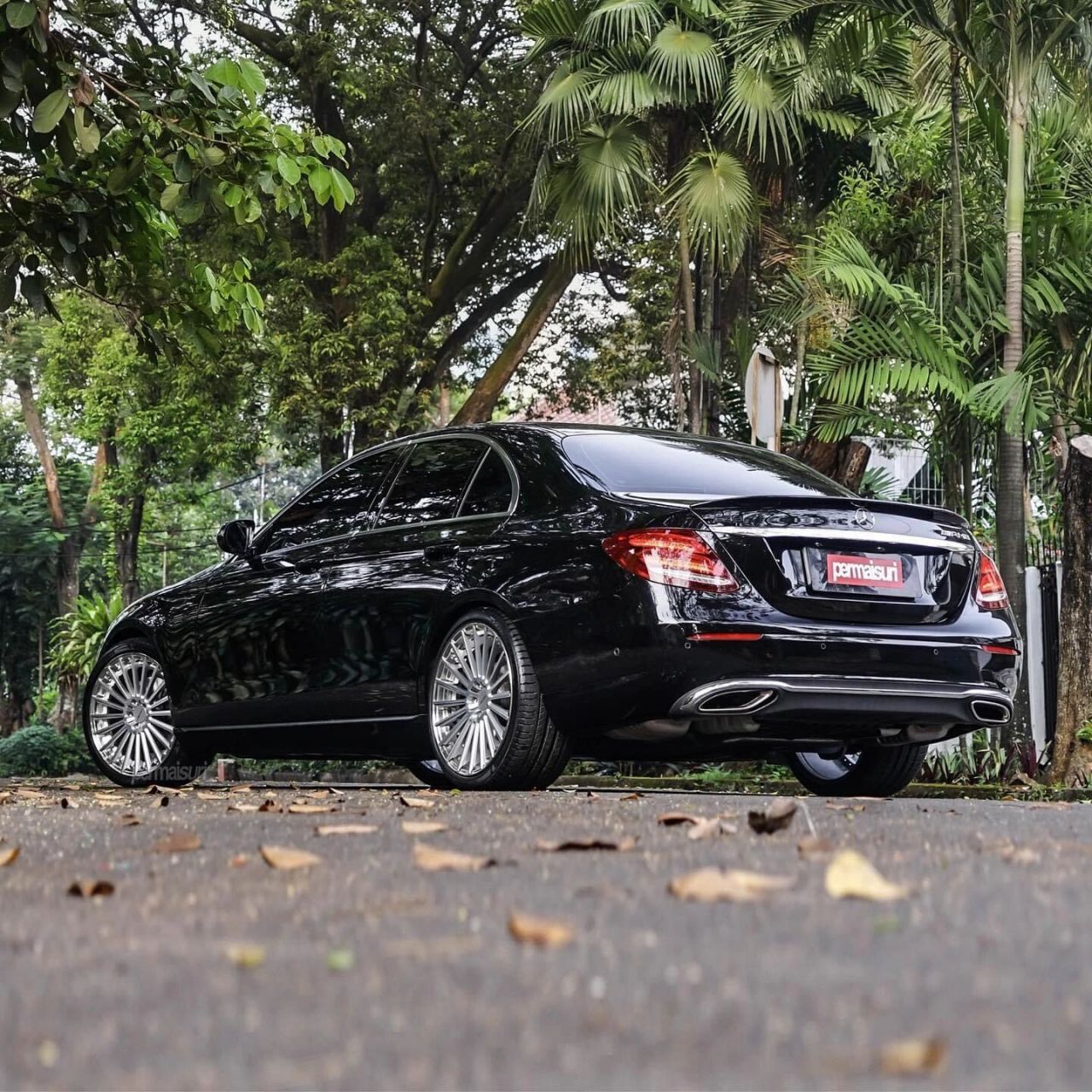 奔驰e级 w213 改装案例 升级20寸face双片锻造轮毂欢迎咨询