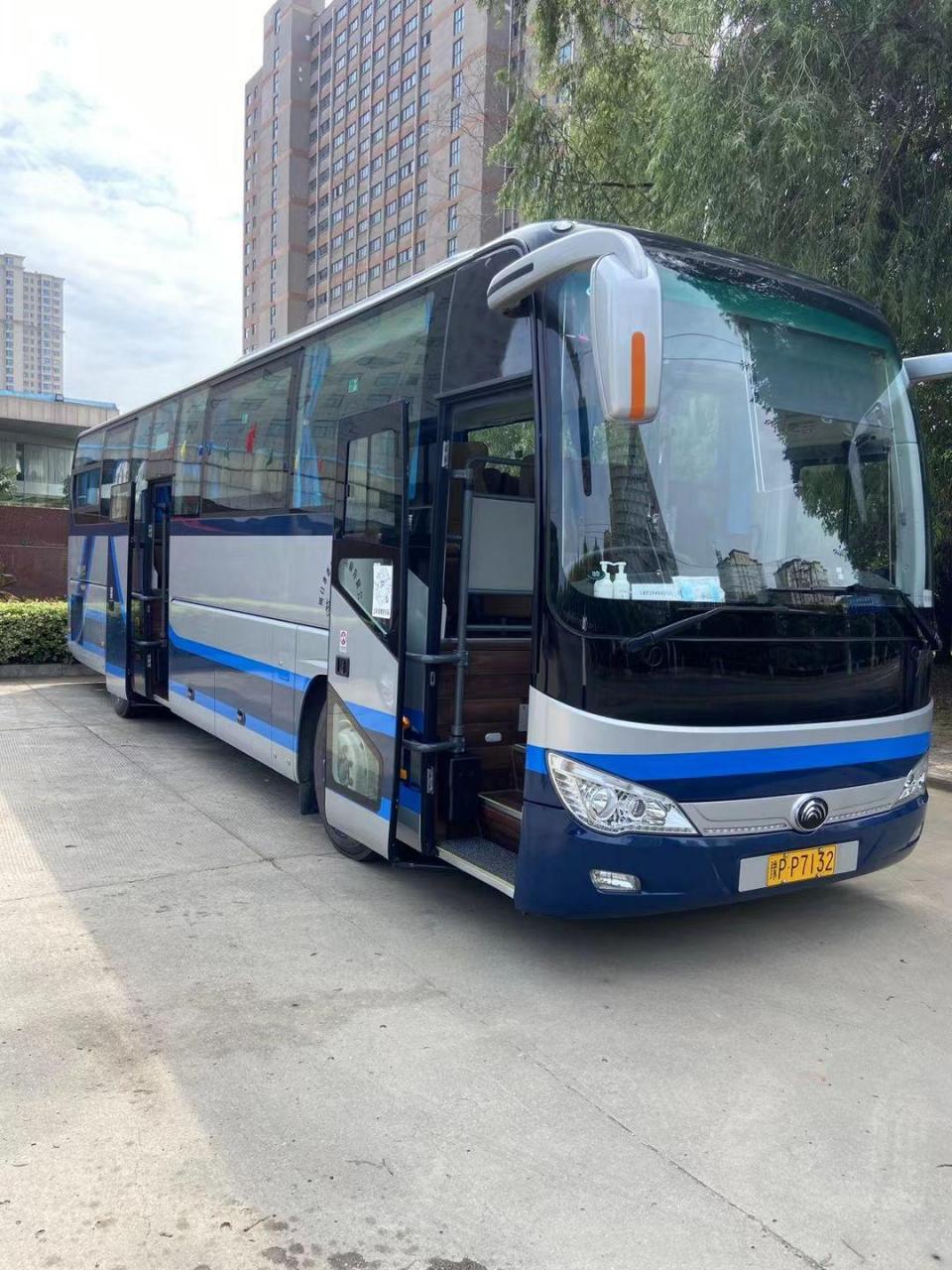 38座(半卧)全新宇通旅游车,图片为实拍!