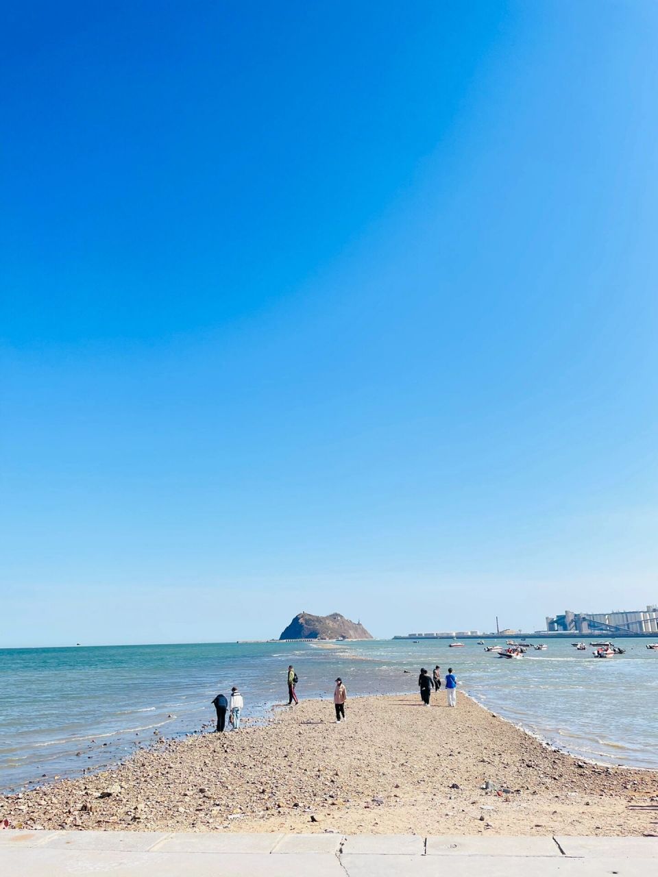 谭谈-笔架山 趁着五一前的周六去趟笔架山 从沈阳站出发到锦州南站
