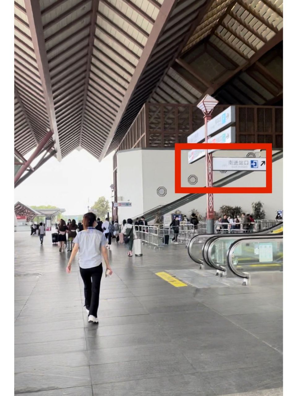 苏州站地铁丝滑进站方法 出地铁后!走2a出口!