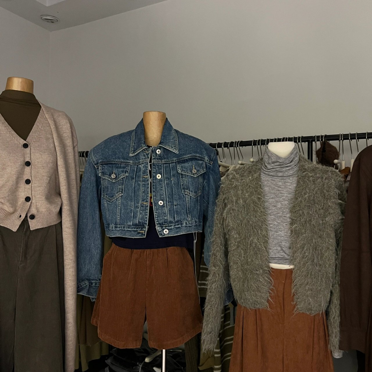 昆明螺蛳湾女装批发实拍