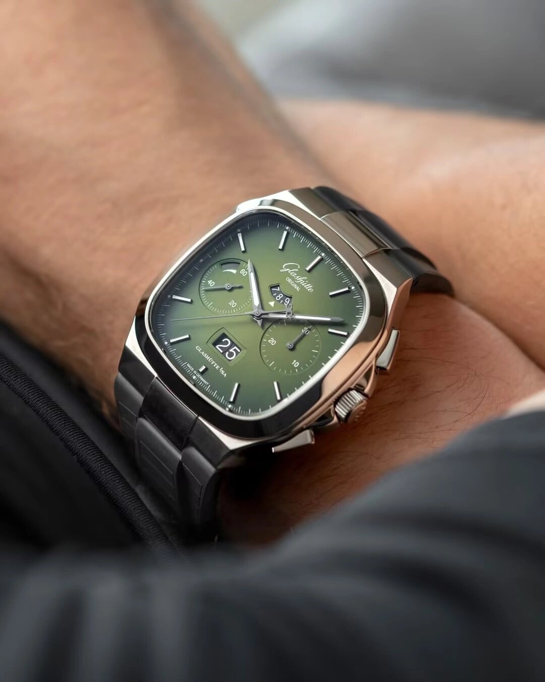 格拉苏蒂复古七十年代大日历计时腕表 现货钢带,懂得都懂7515